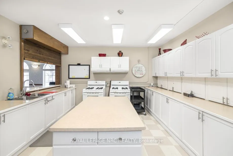 105 Northernbreeze Street, #17