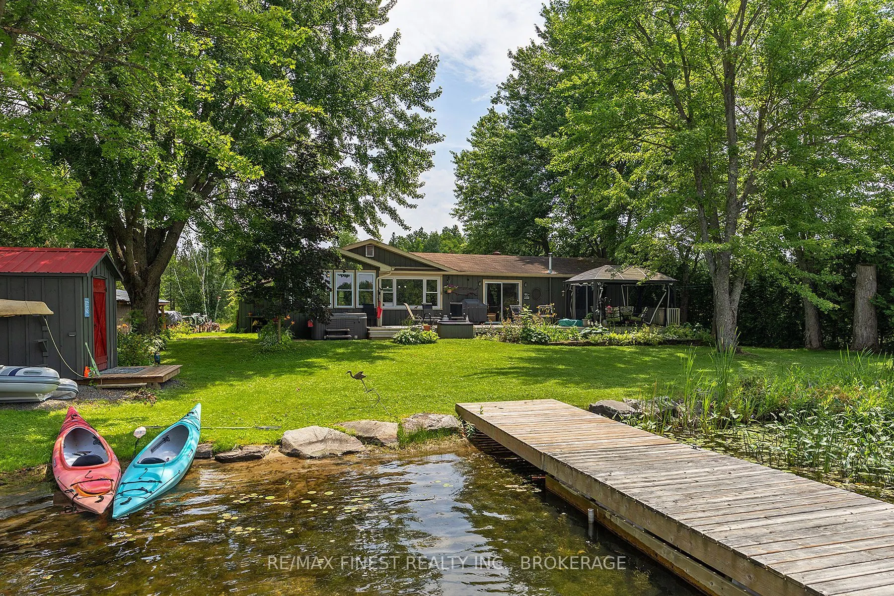 912 Moonlight Lane