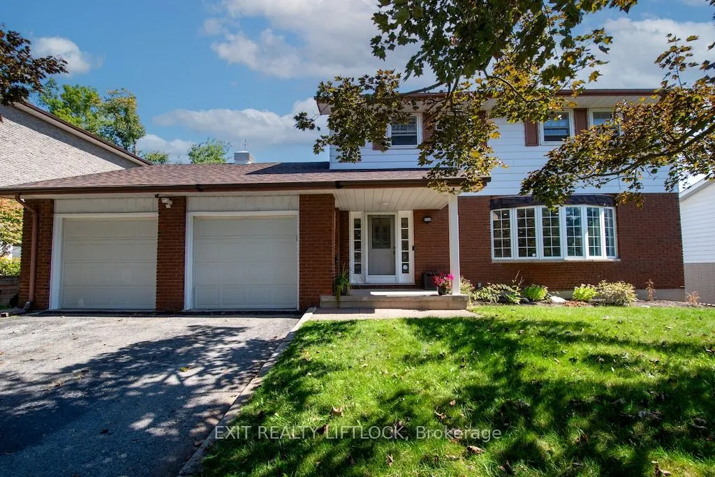 1456 Firwood Crescent