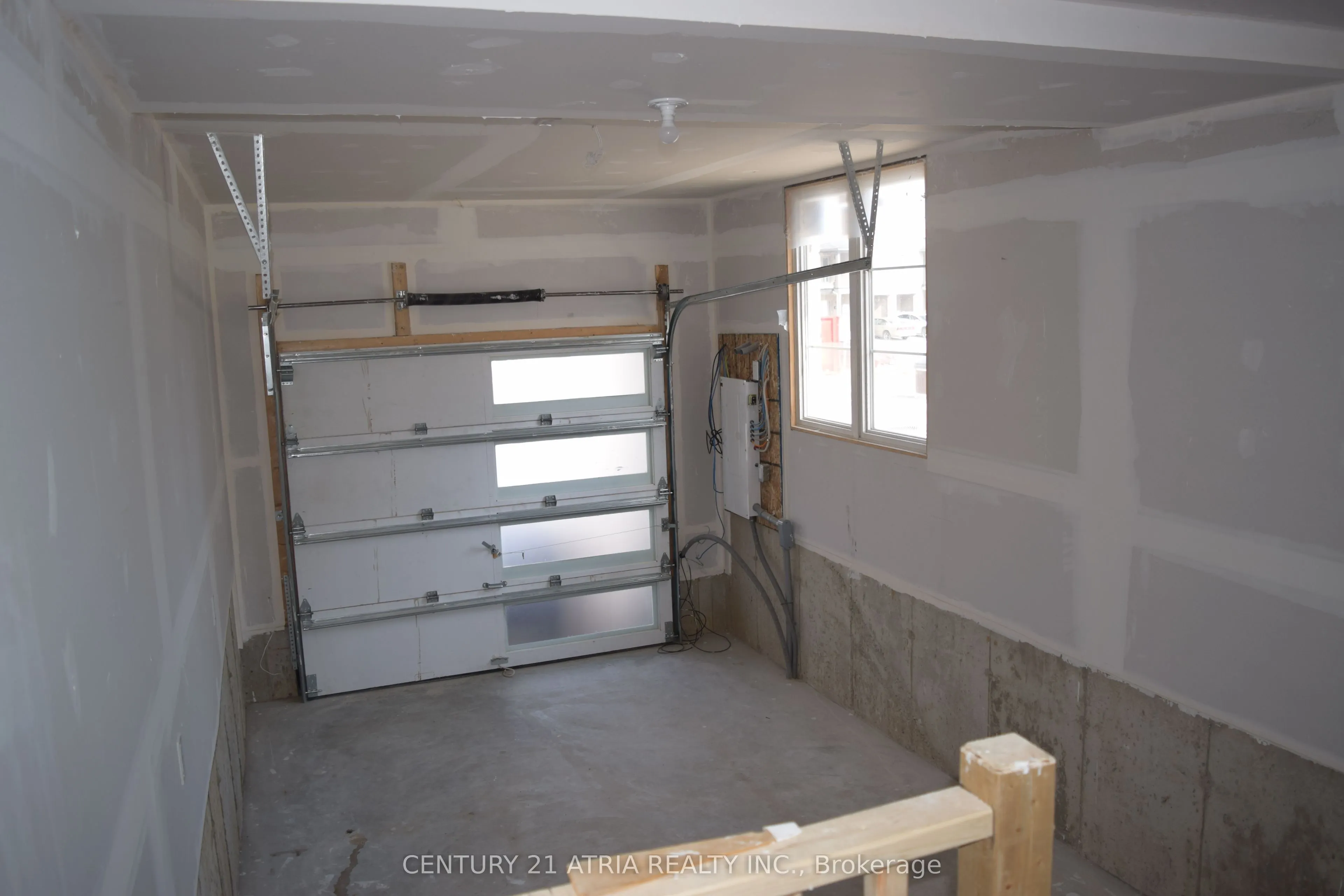 203 West Oak Trail S, #203