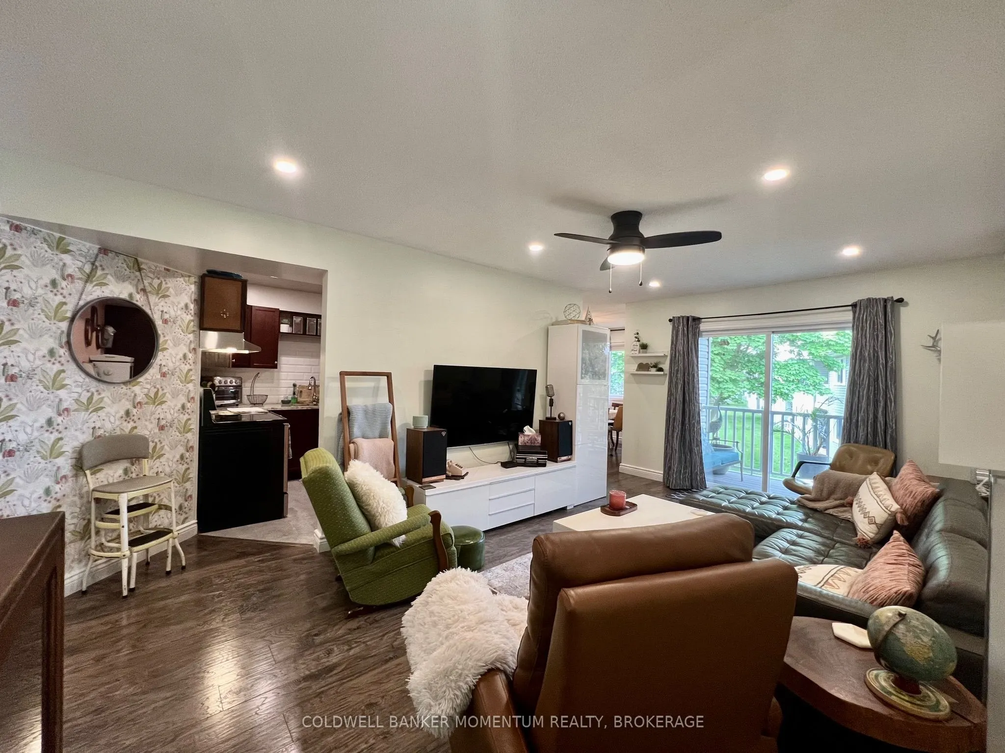 201 Dorchester Boulevard, #203