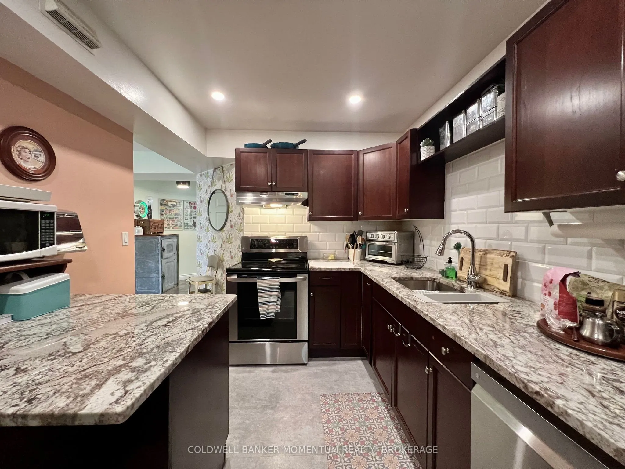 201 Dorchester Boulevard, #203