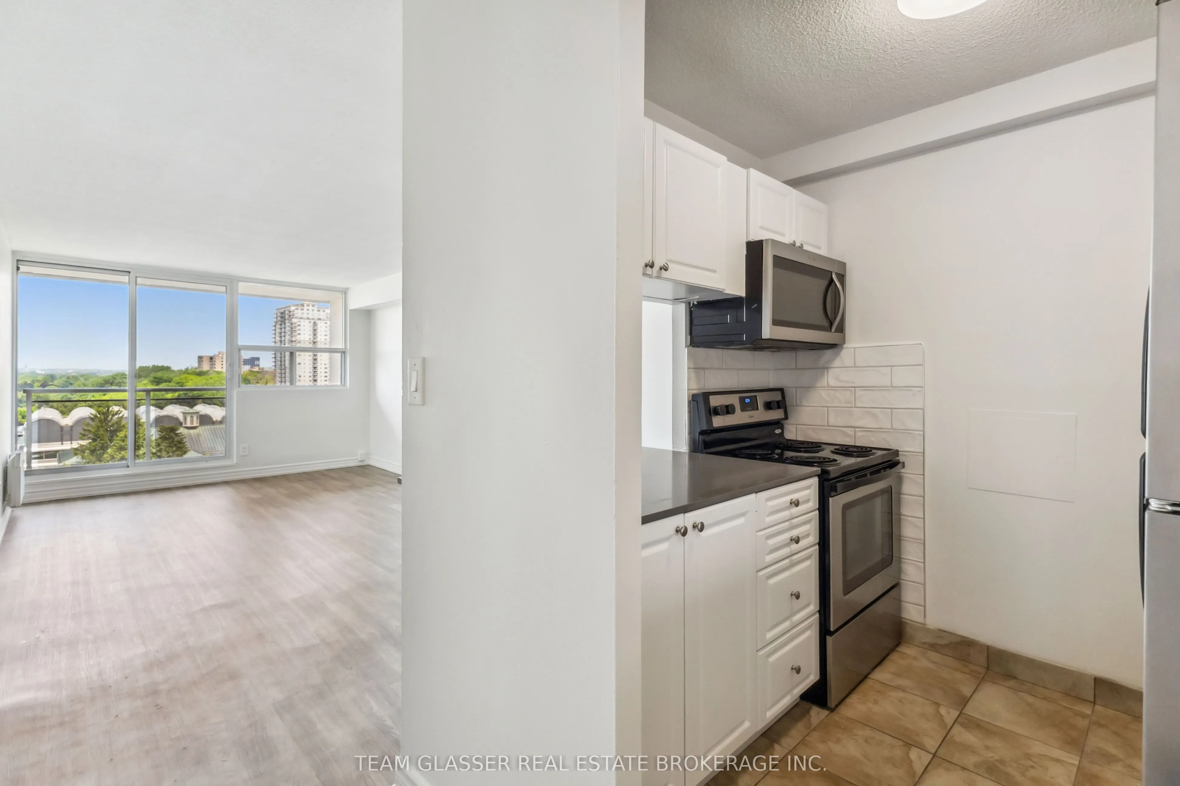 21 King Street, #1213