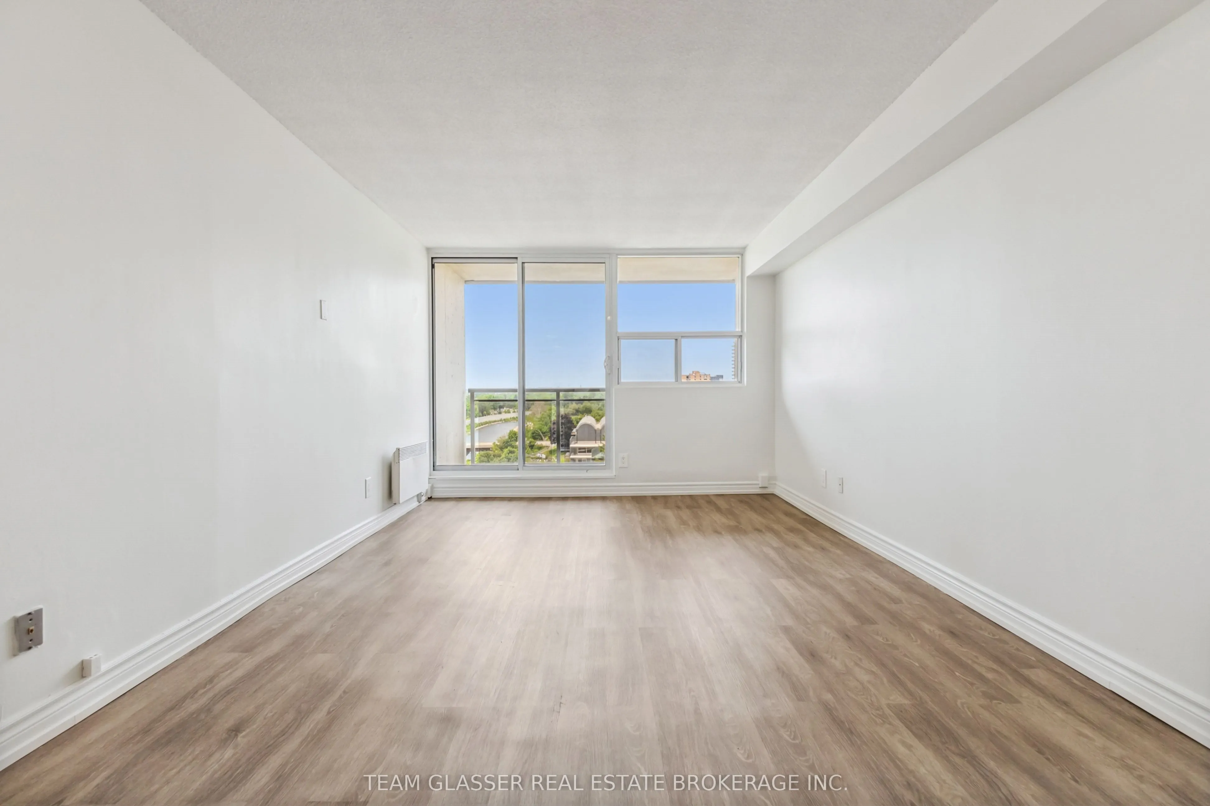 21 King Street, #1213