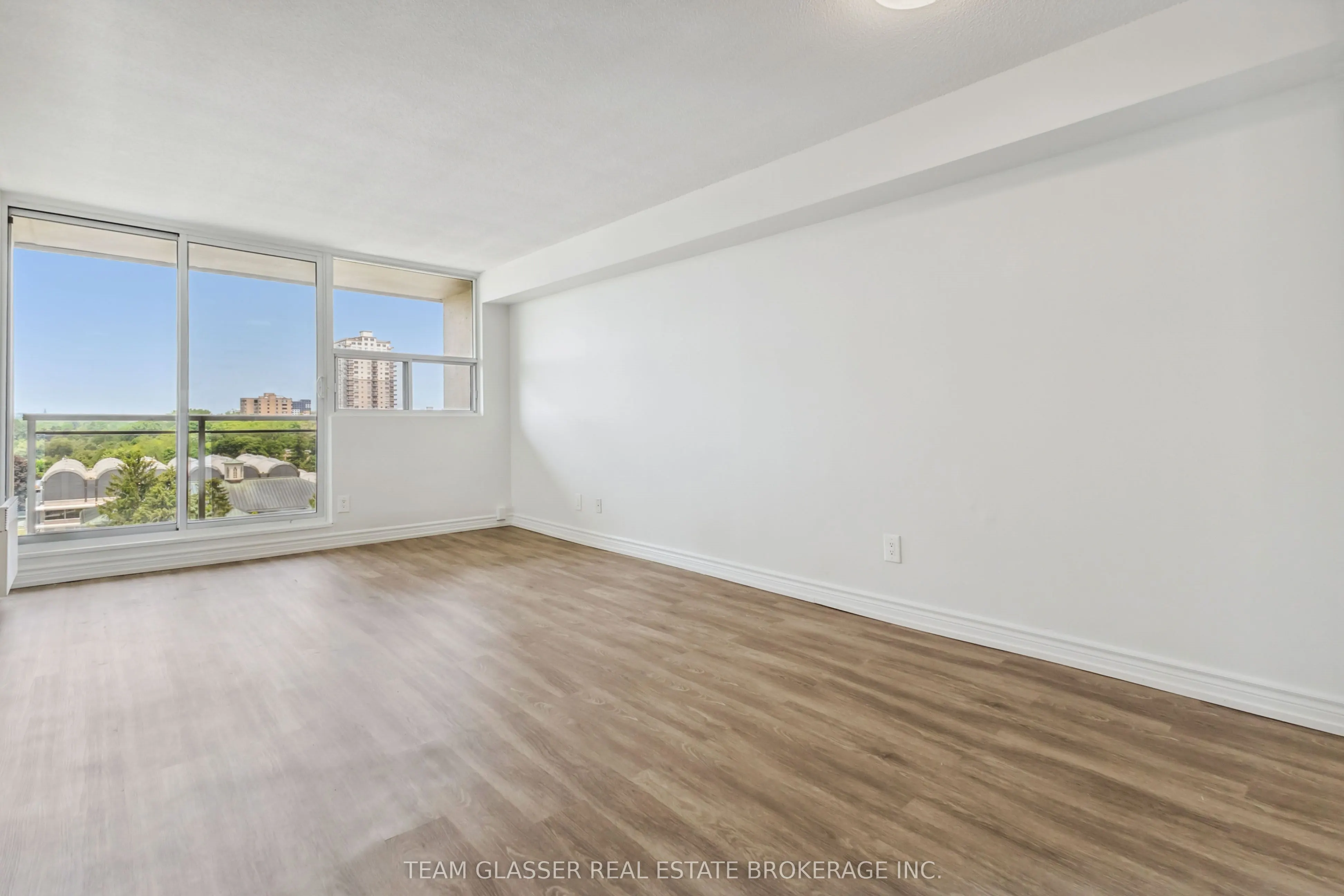 21 King Street, #1213