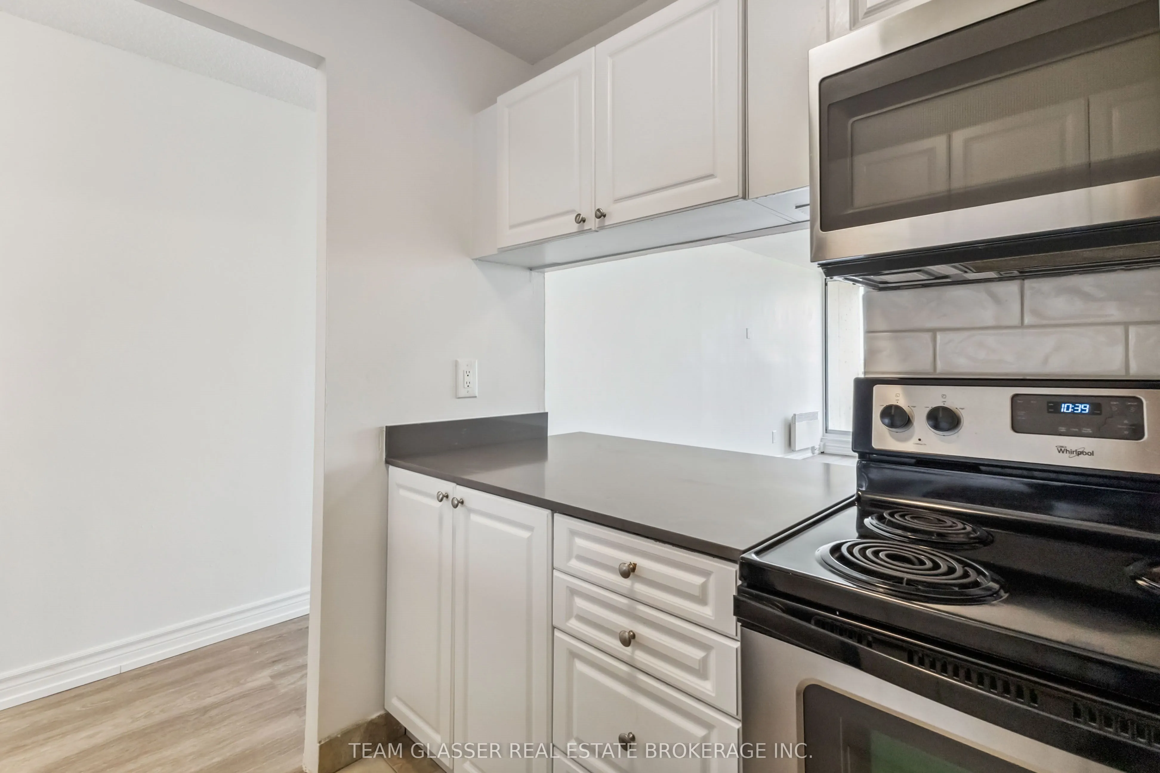 21 King Street, #1213