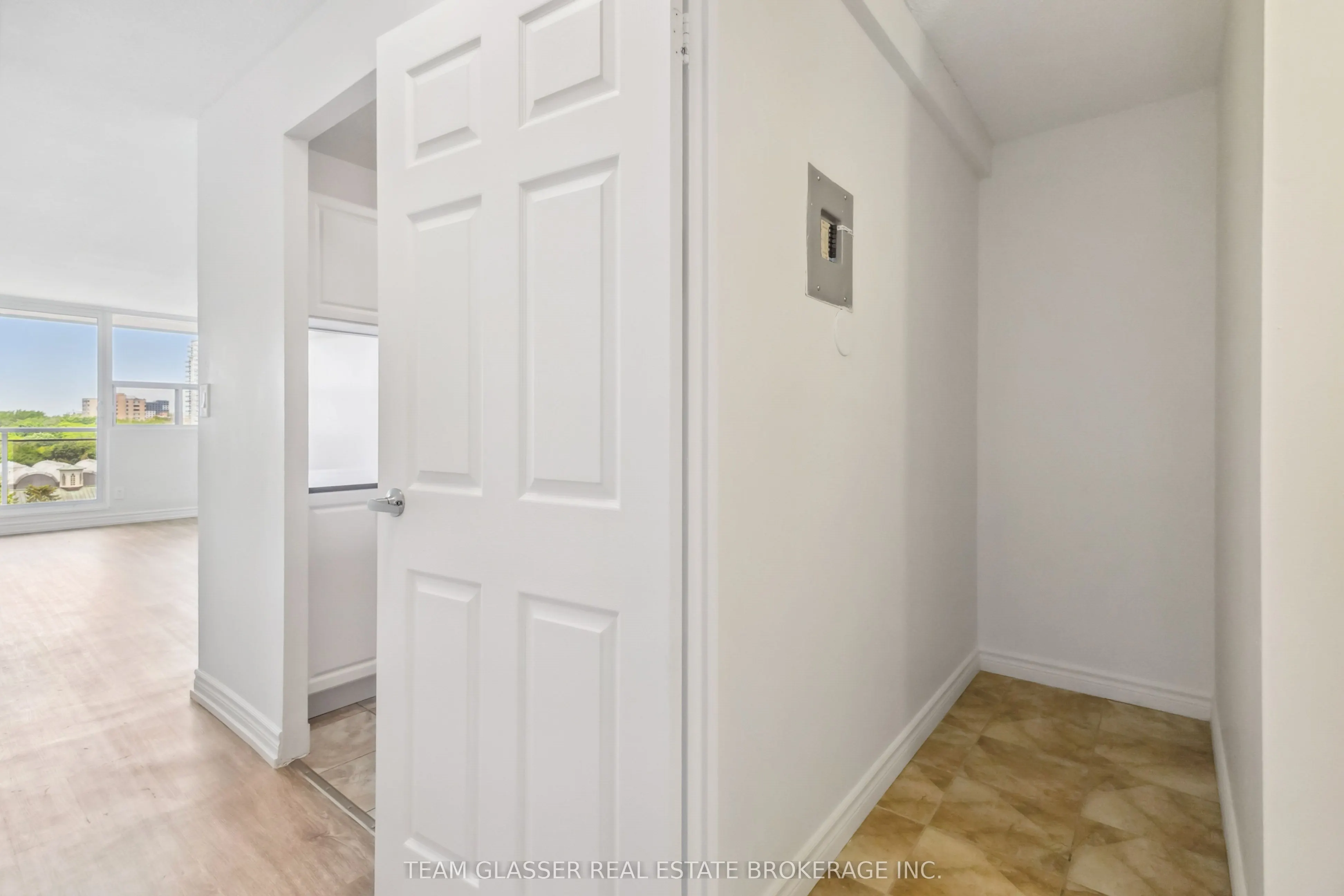 21 King Street, #1213