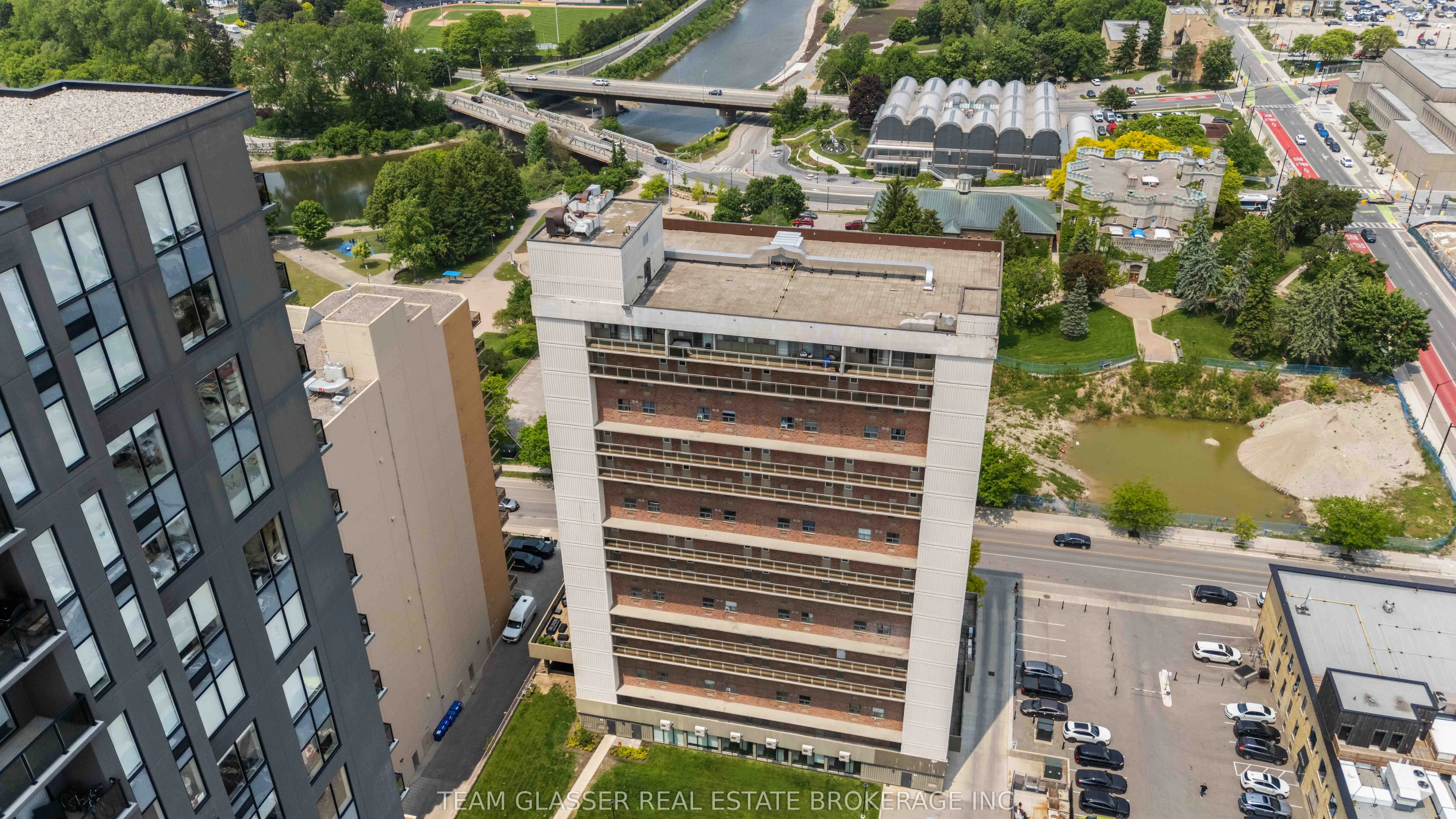 21 King Street, #1213