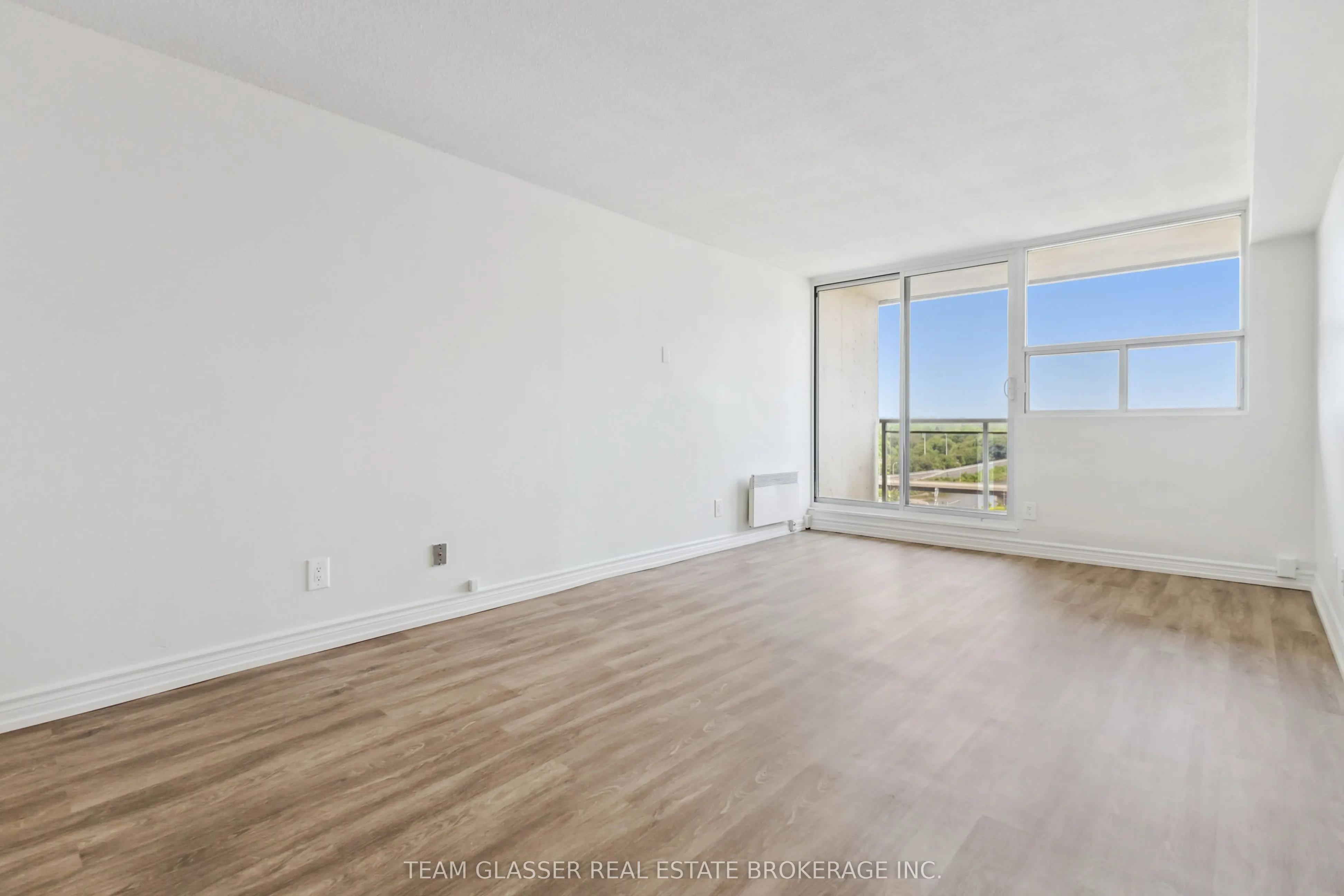 21 King Street, #1213