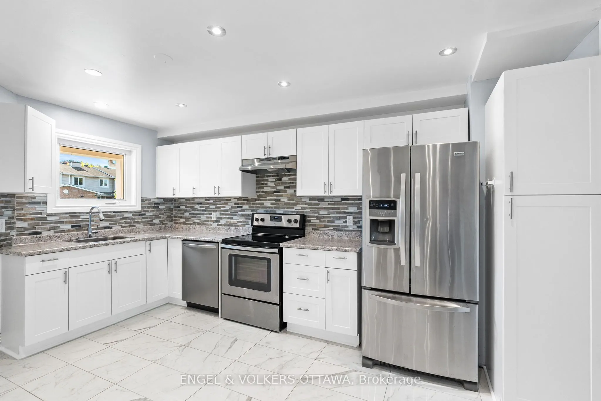 49 Burlington Crescent