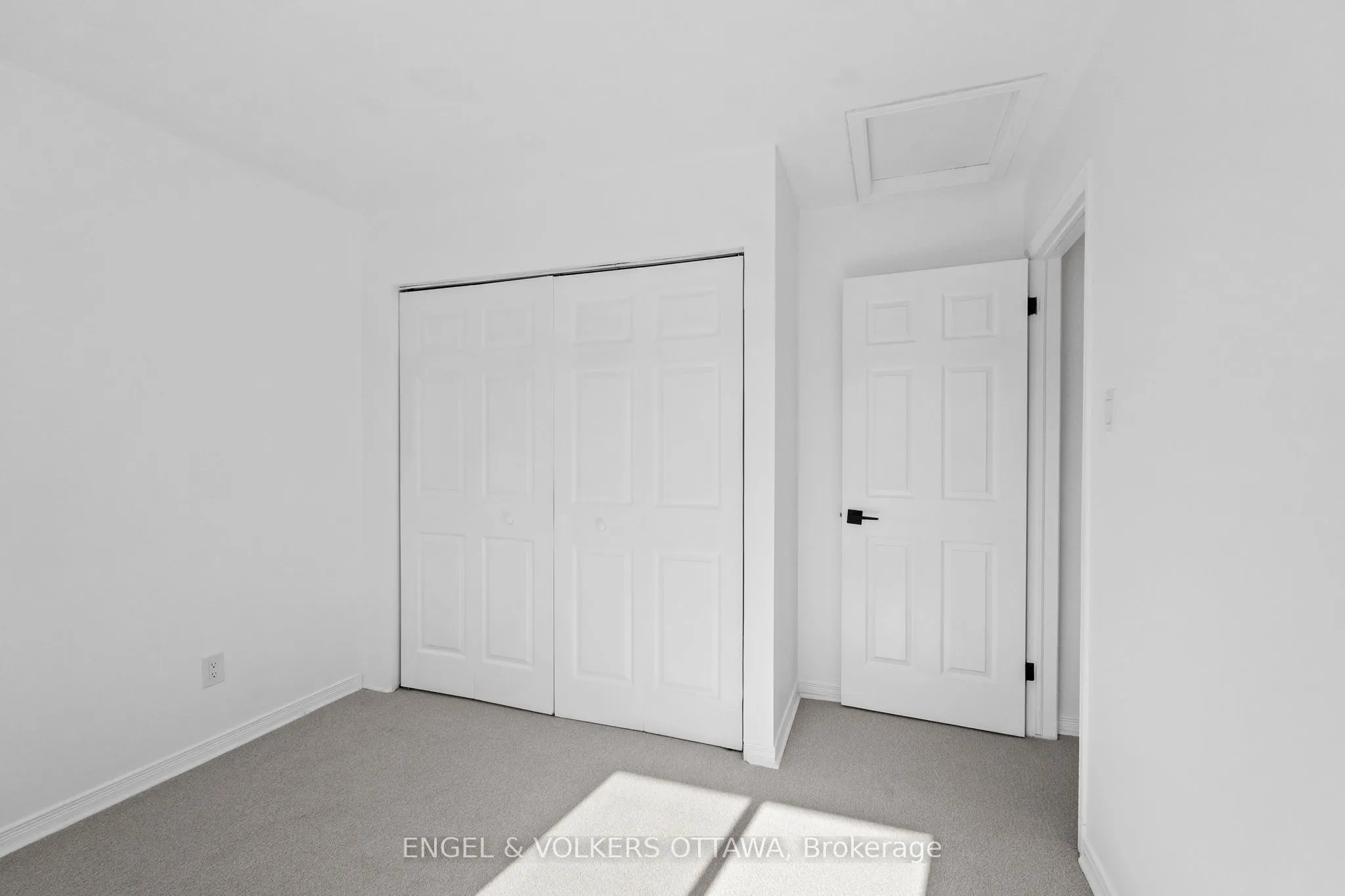 49 Burlington Crescent