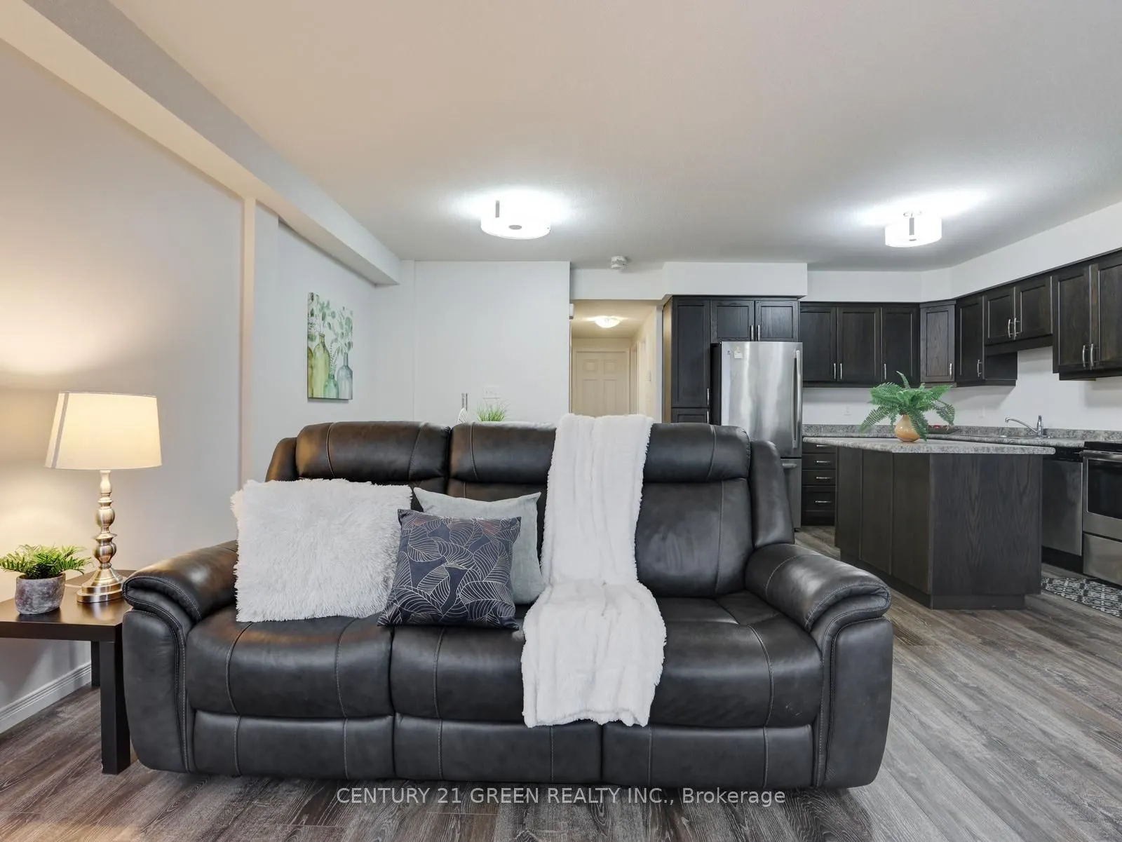 1989 Ottawa Street S, #23 G