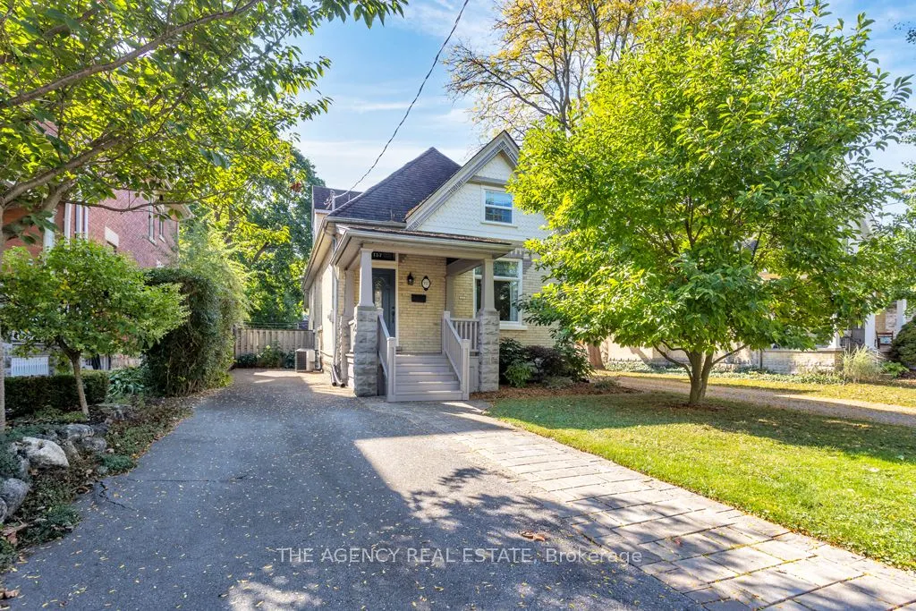 157 Duchess Avenue