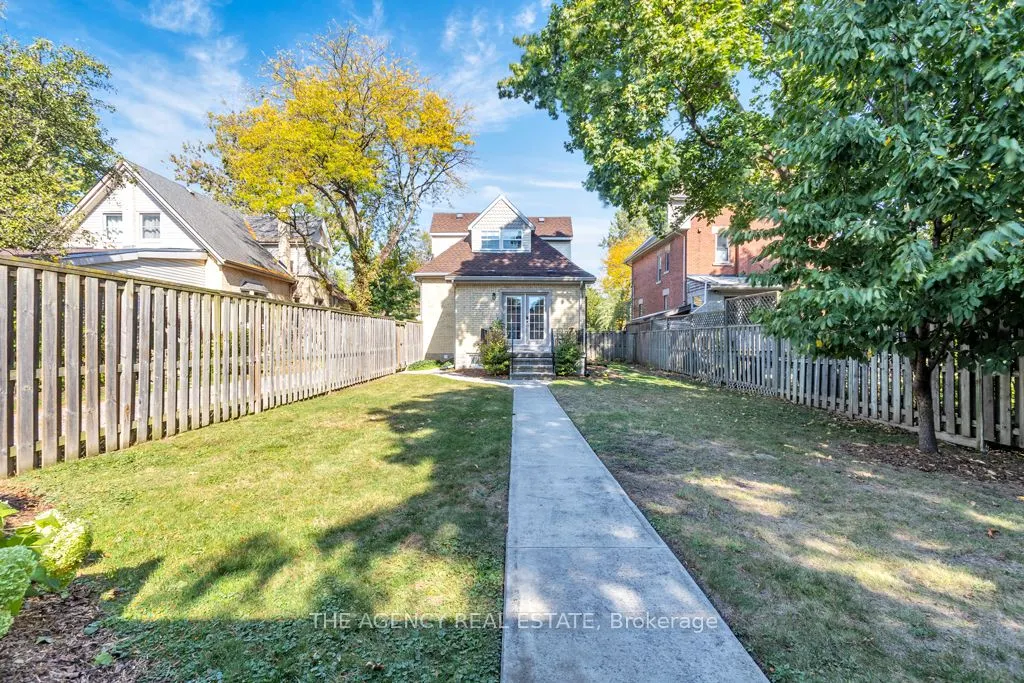 157 Duchess Avenue