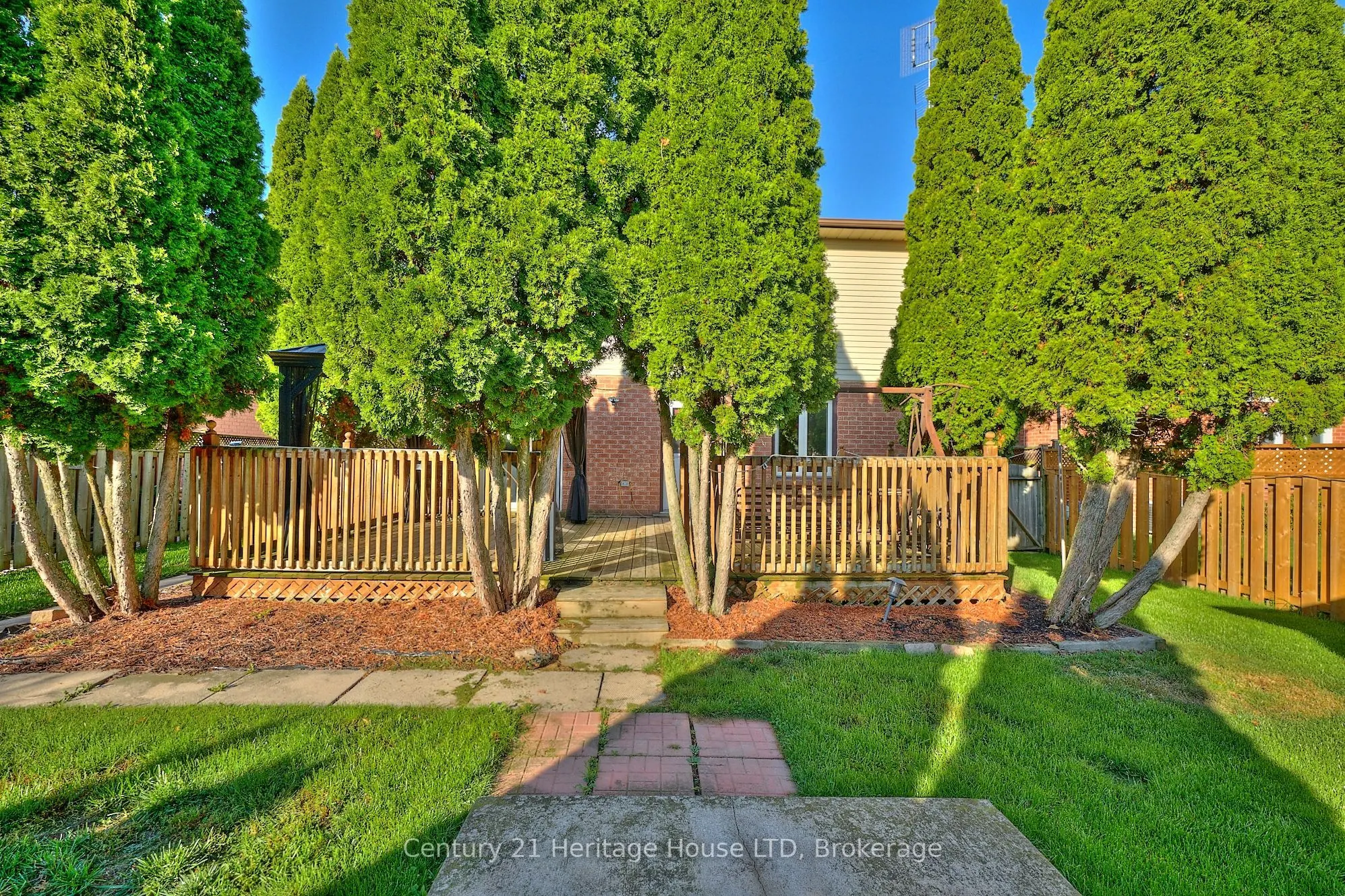 18 Bascary Crescent