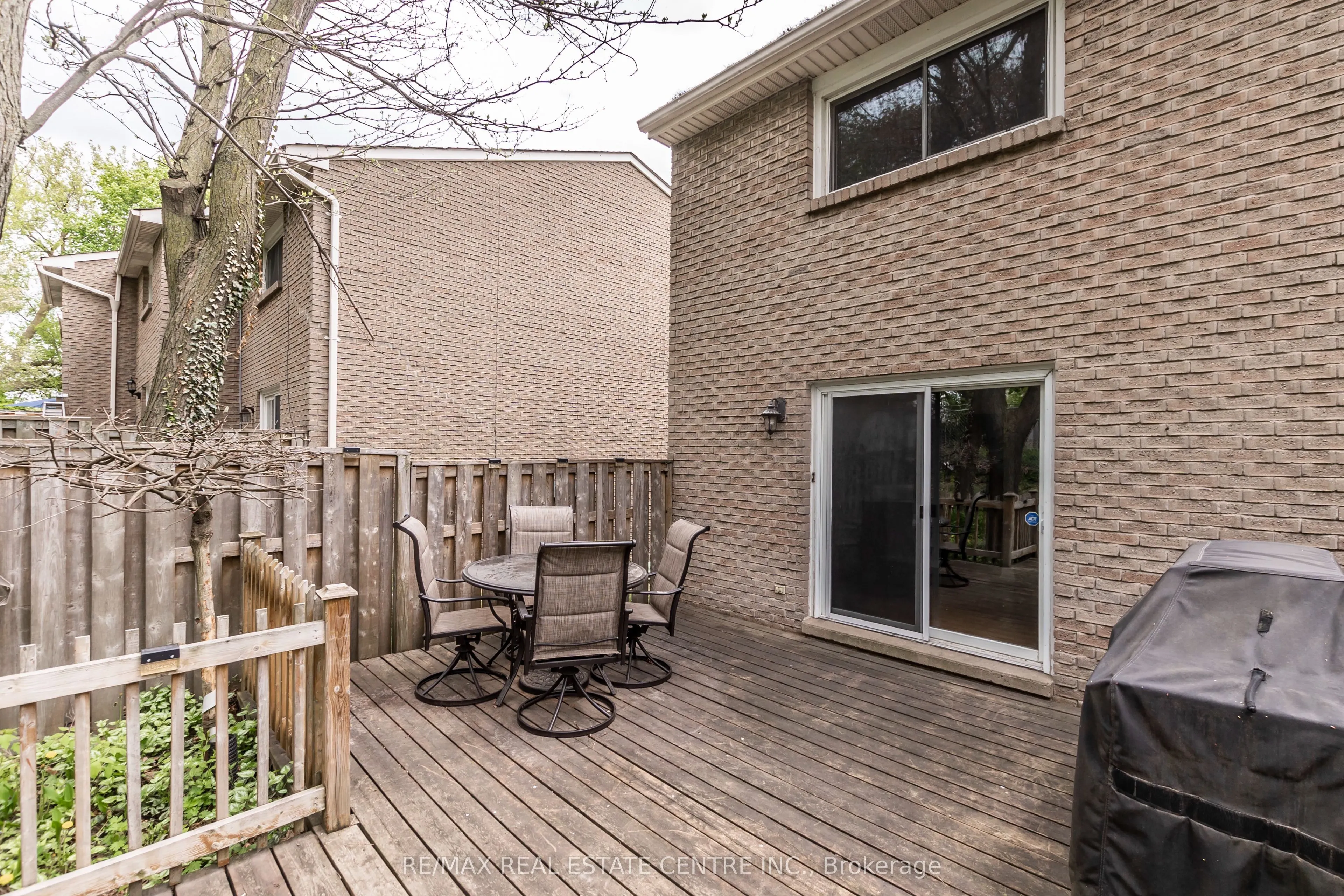 121 Morgan Avenue, #7