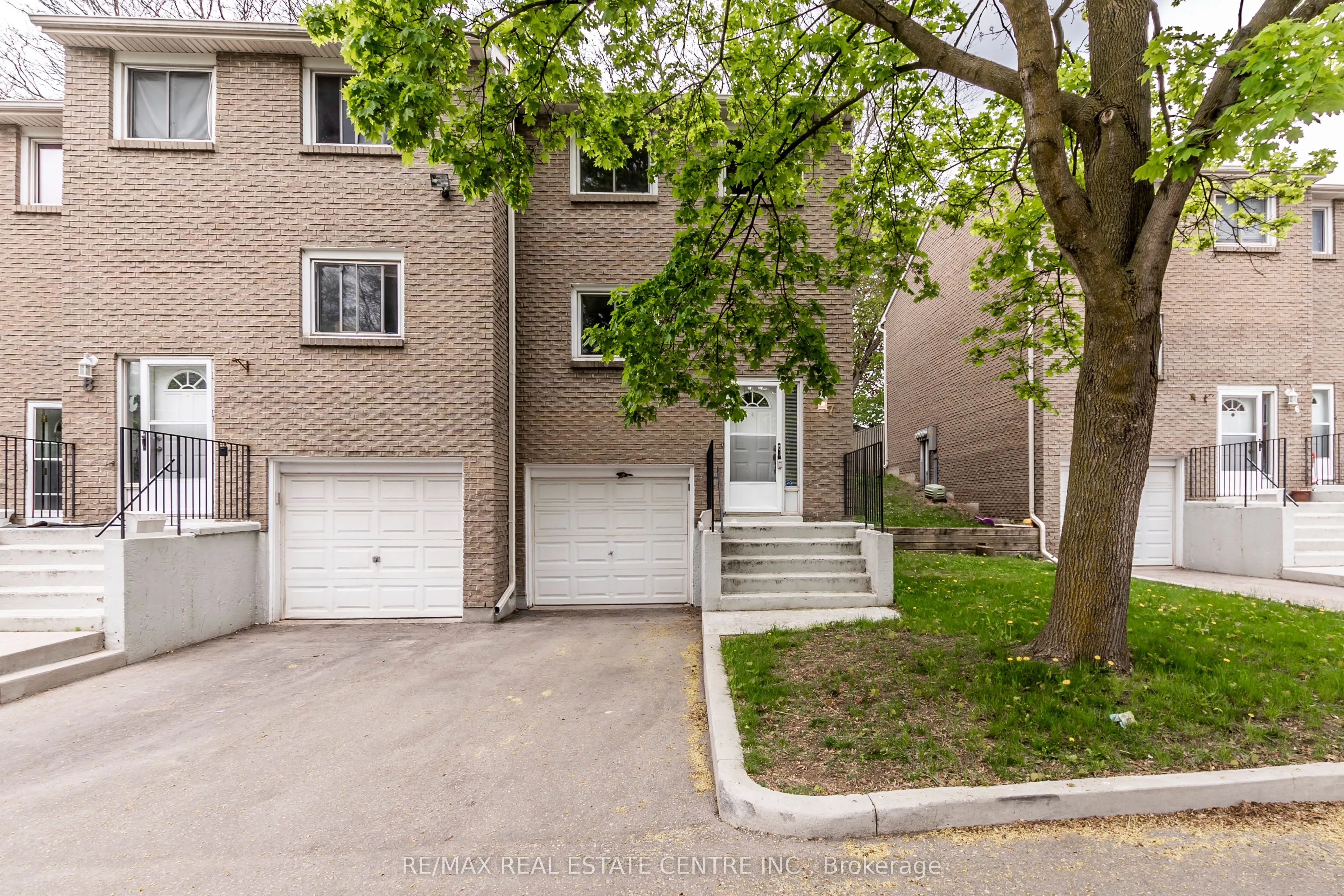 121 Morgan Avenue, #7