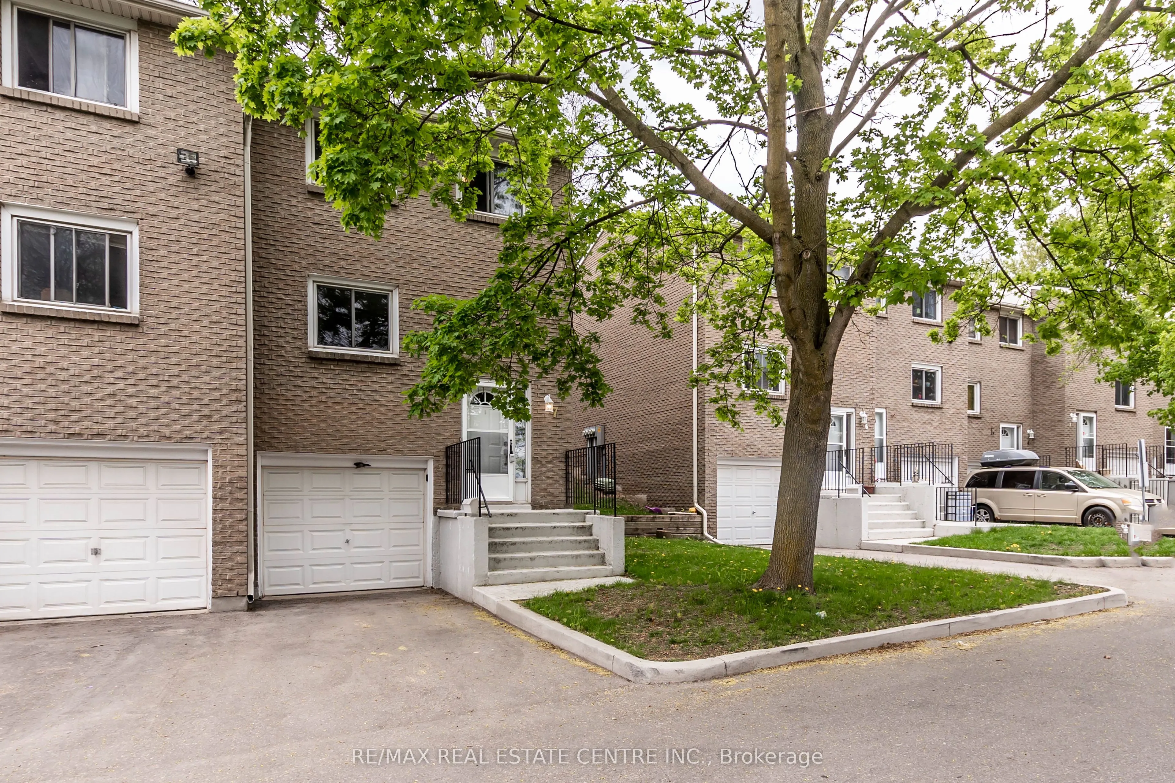 121 Morgan Avenue #7