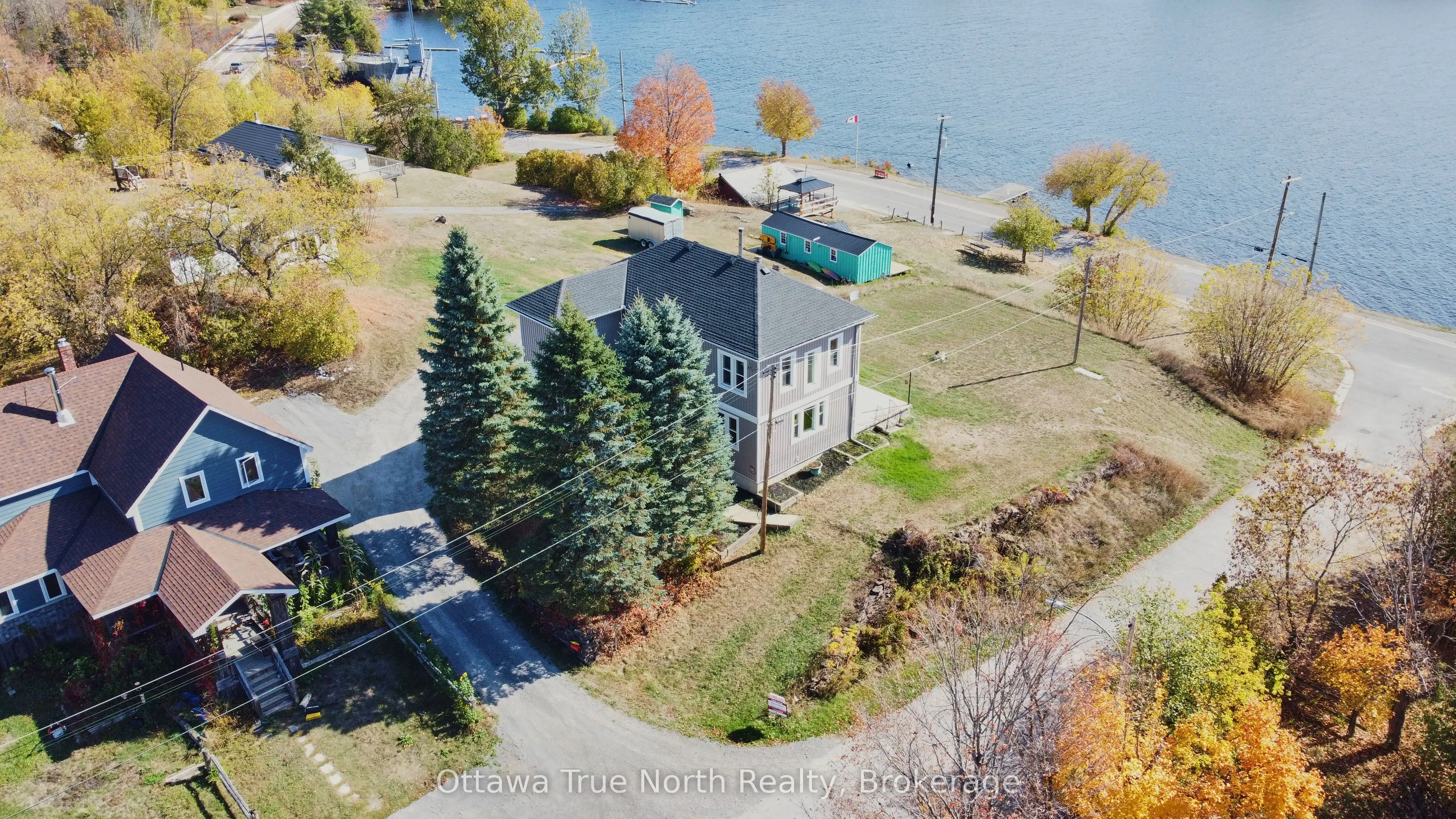 16 Mowat Street