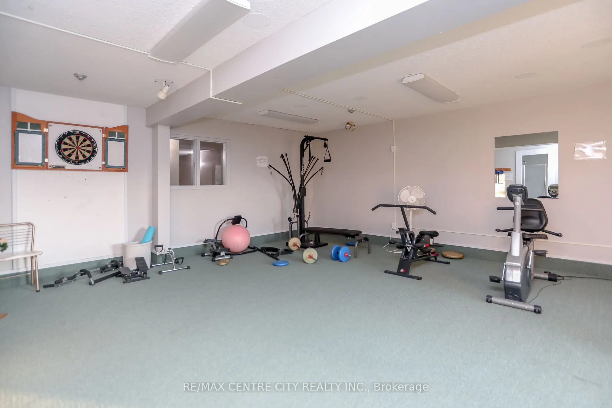440 Wellington Street, #311
