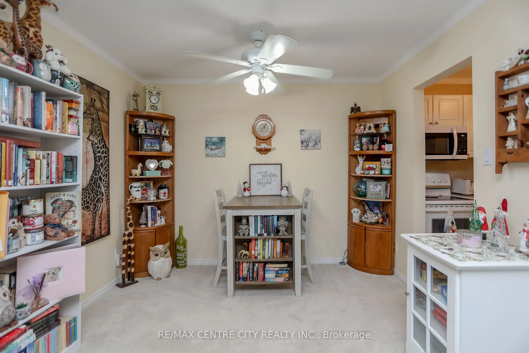 440 Wellington Street, #311