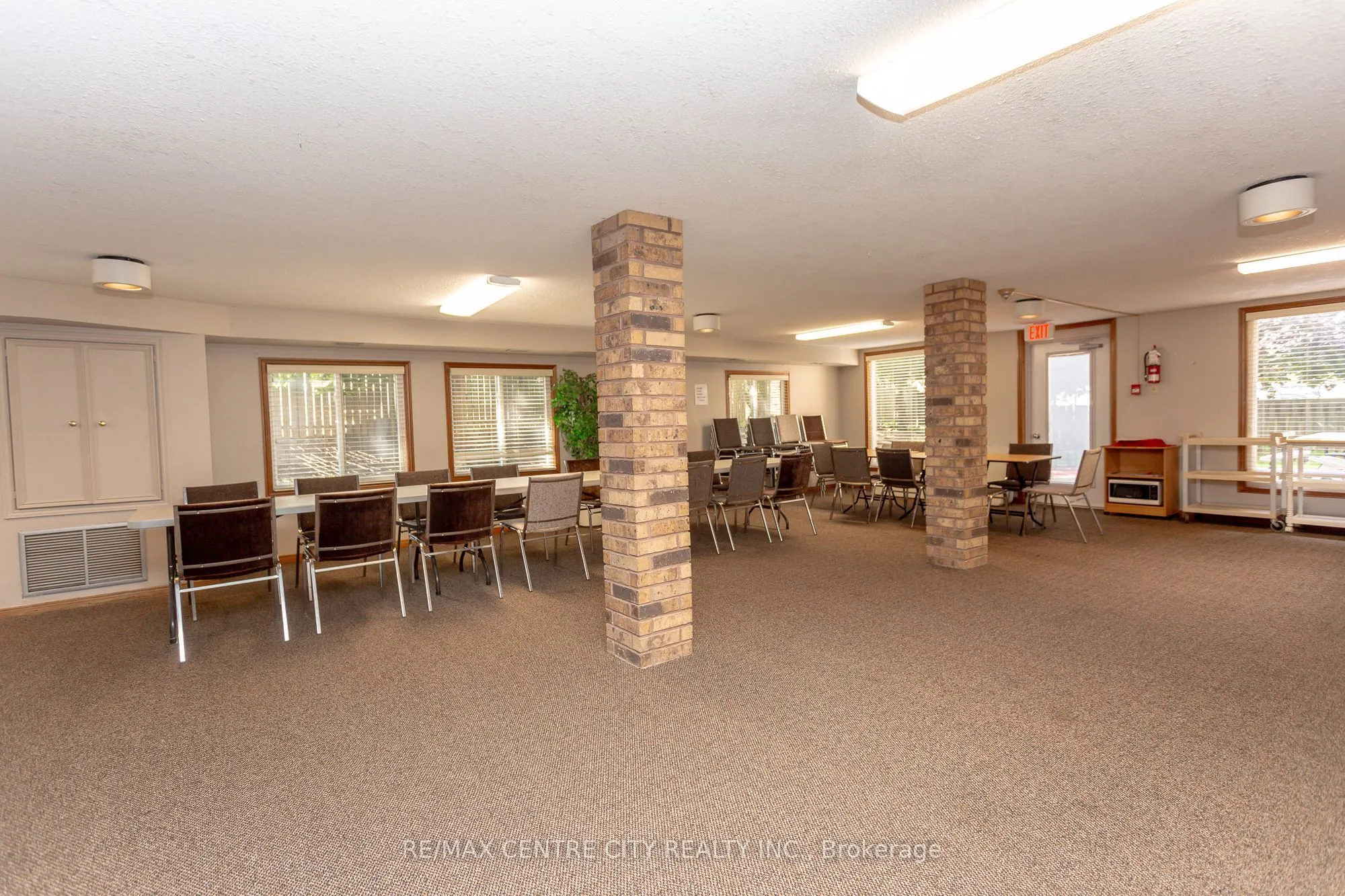440 Wellington Street, #311