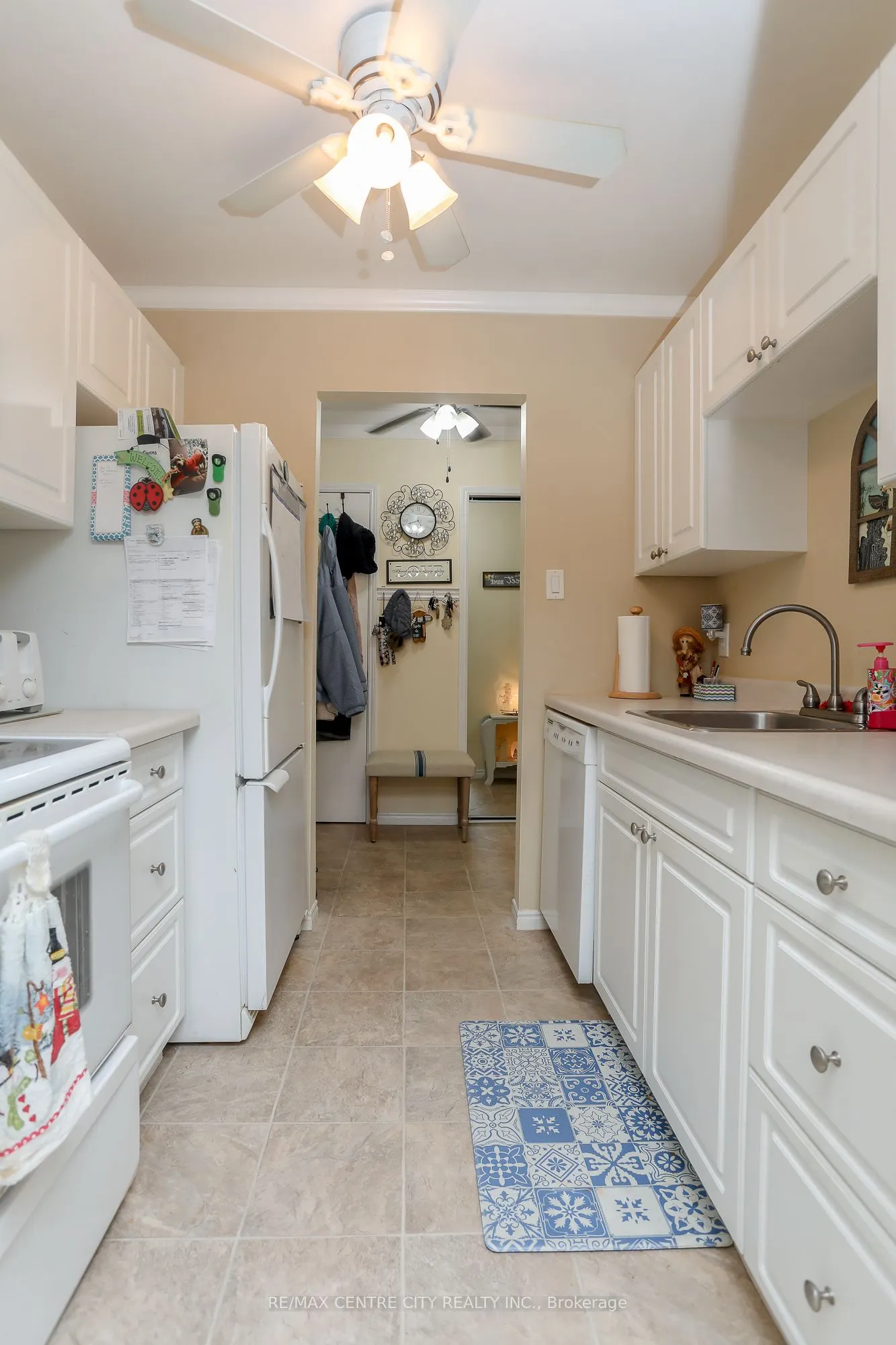440 Wellington Street, #311