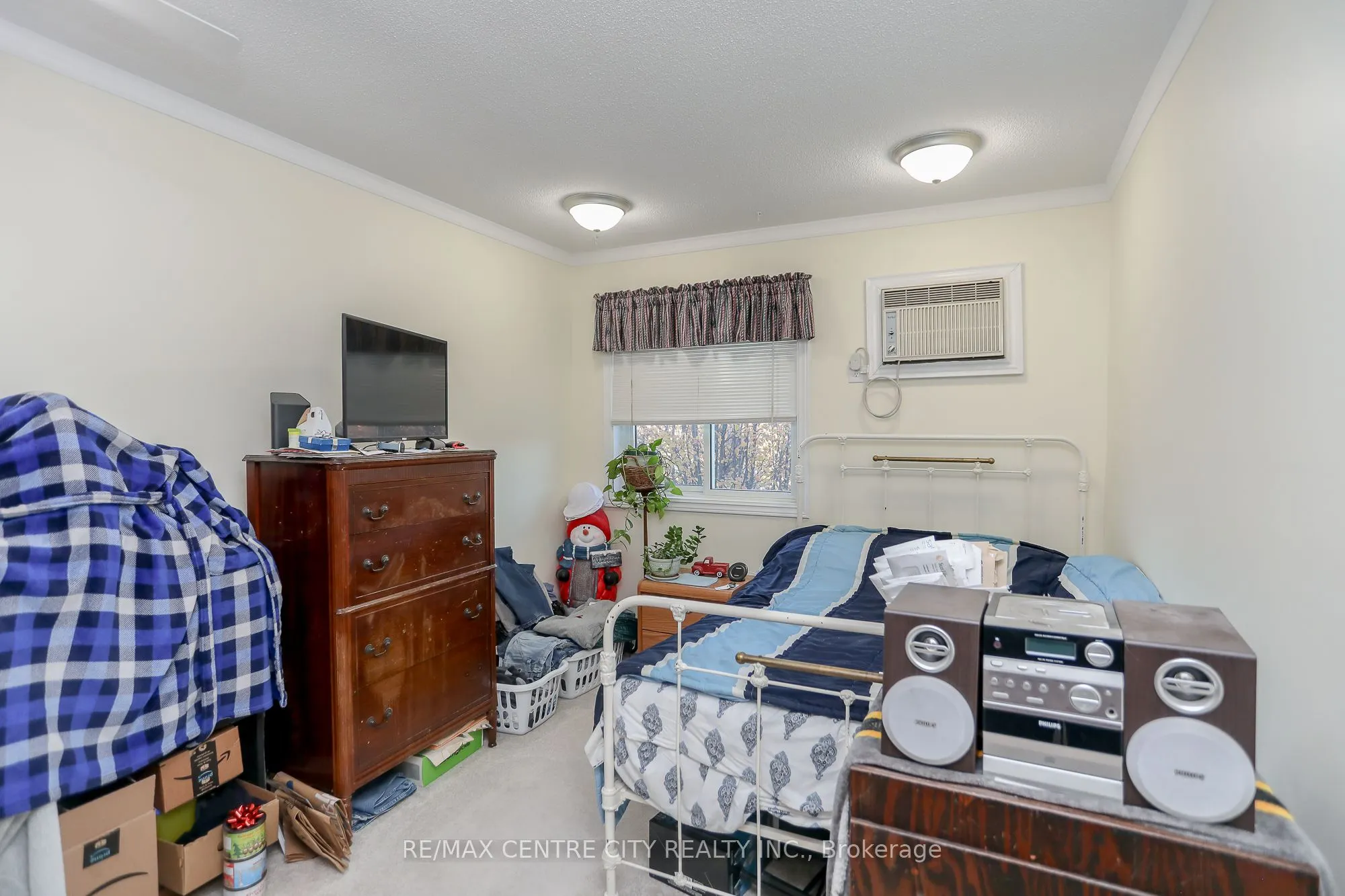 440 Wellington Street, #311