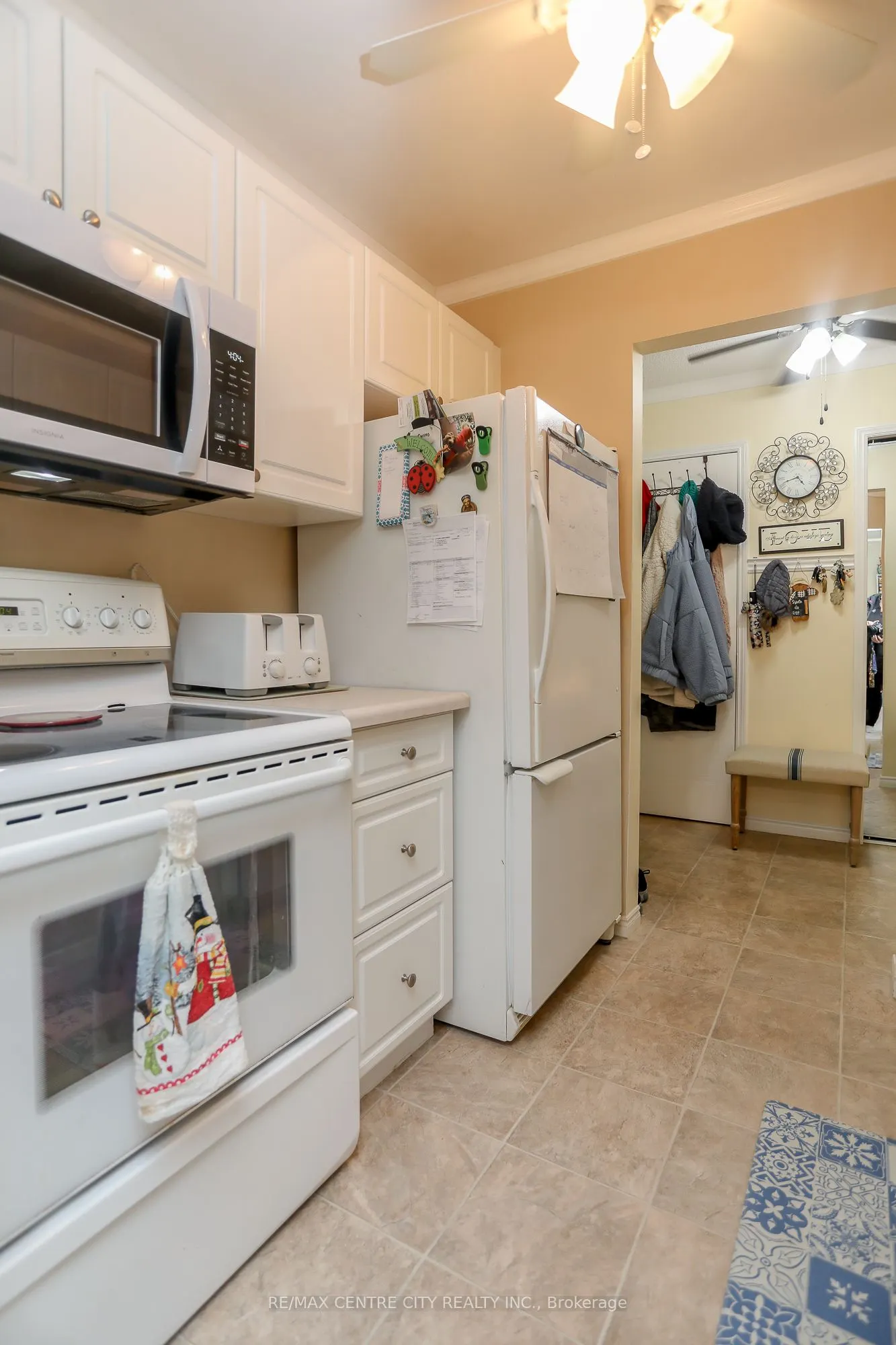 440 Wellington Street, #311