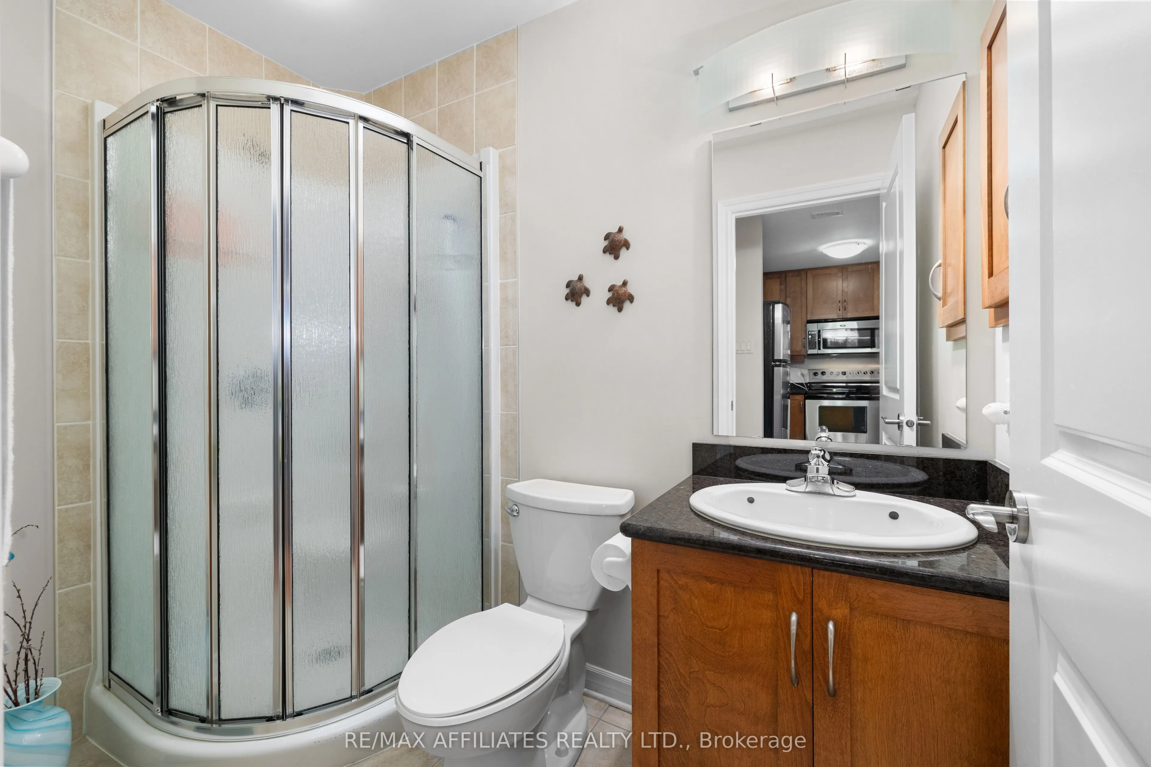 314 Central Park Drive, #1004