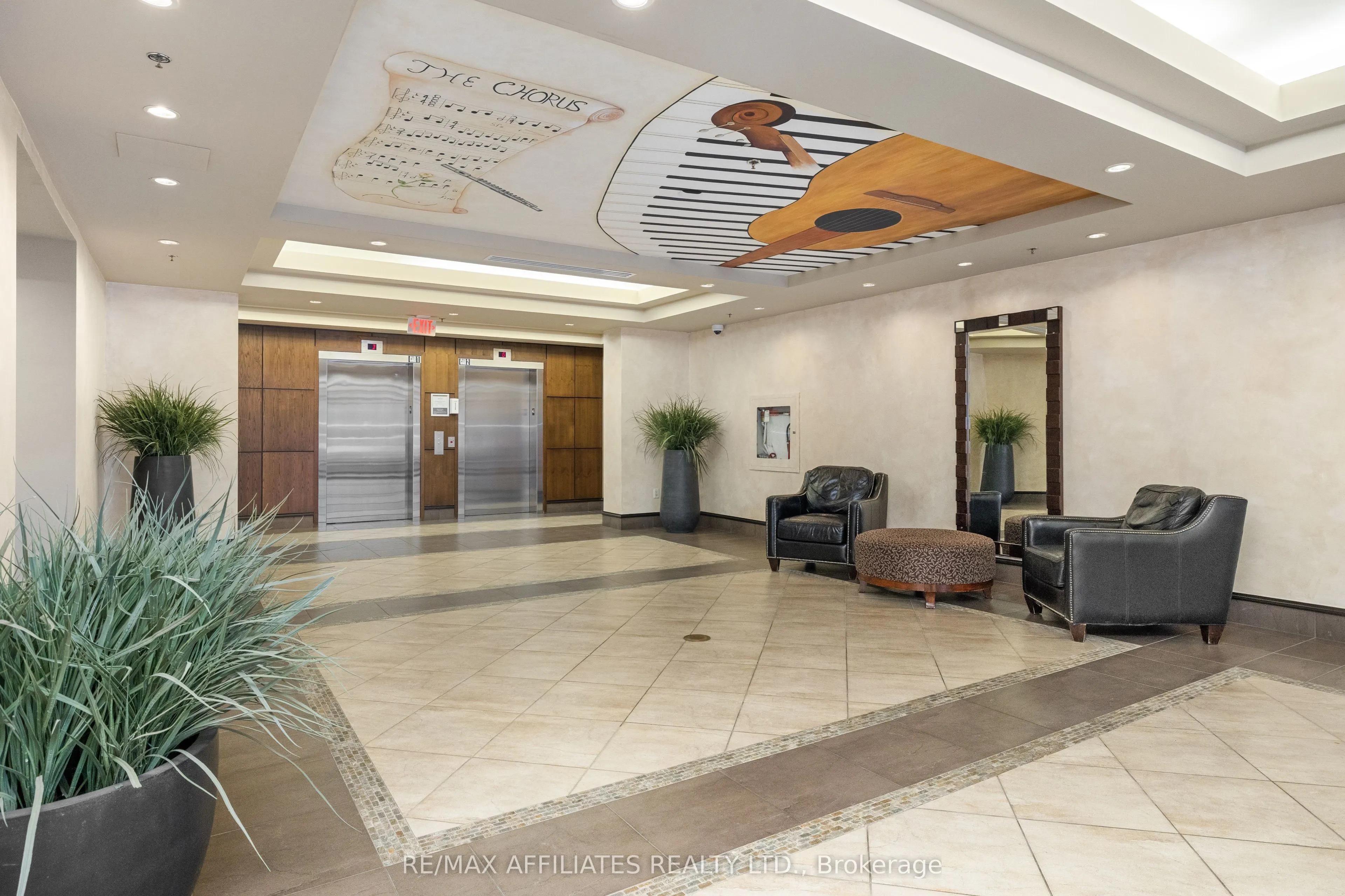 314 Central Park Drive, #1004