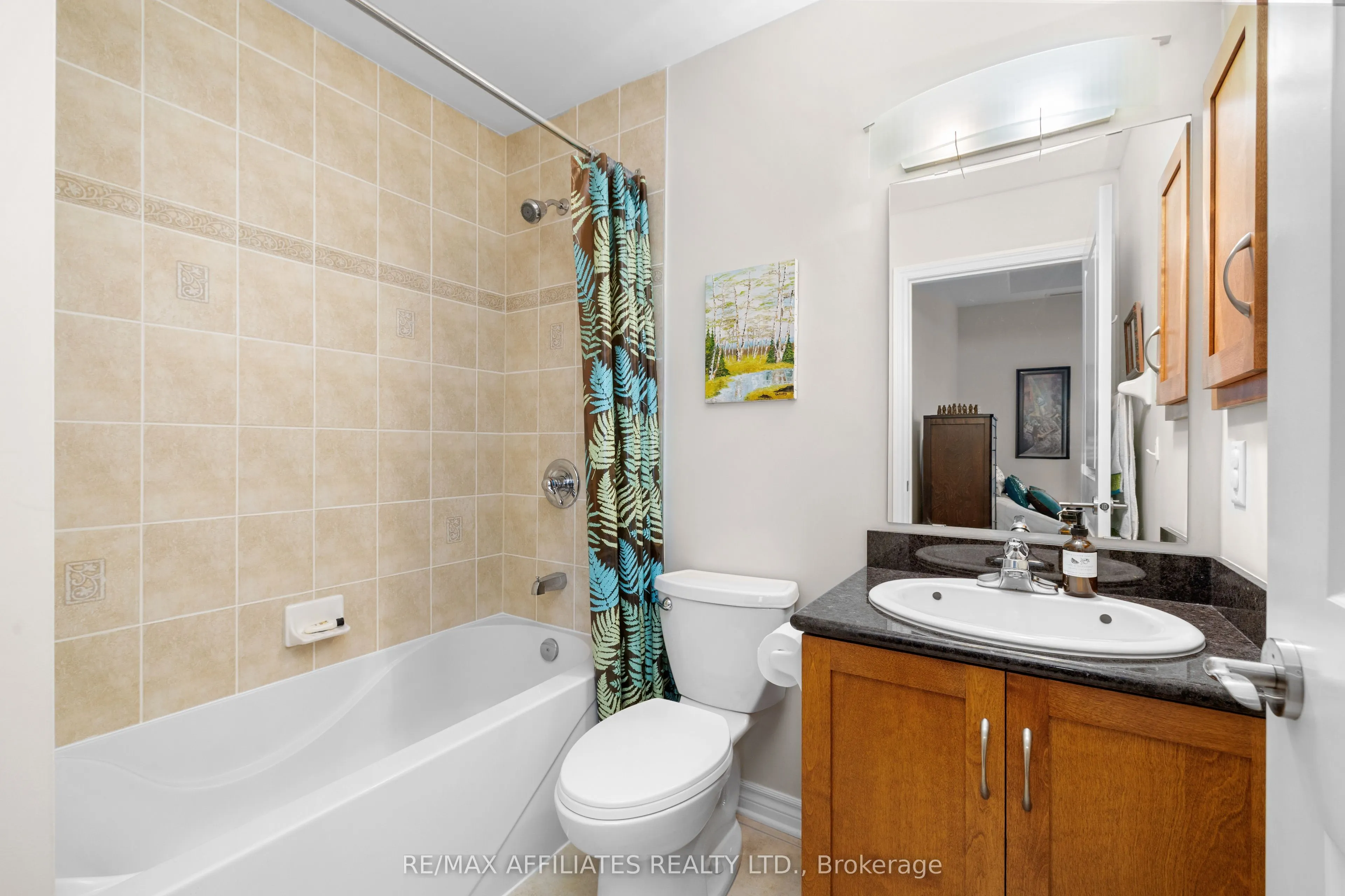 314 Central Park Drive, #1004