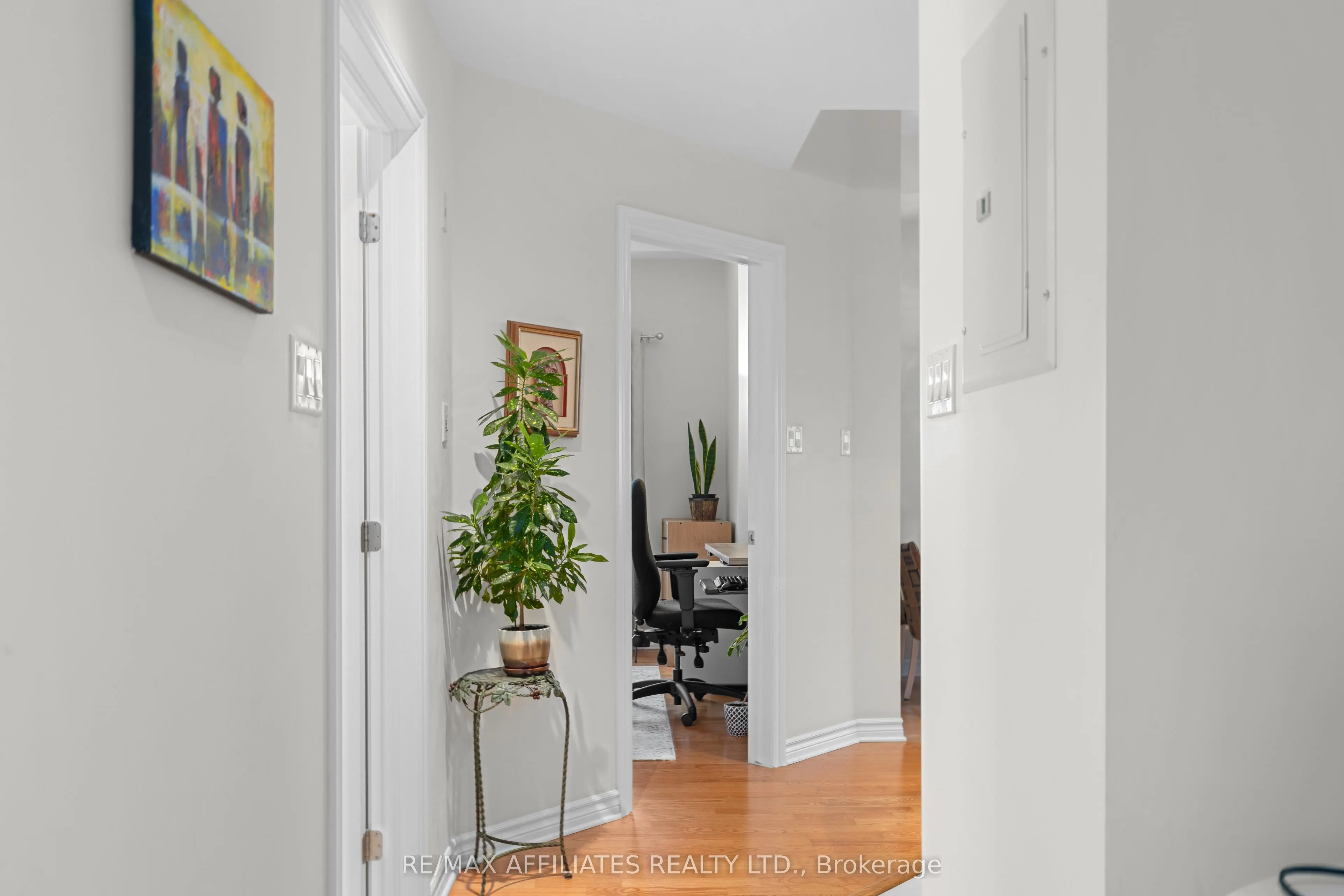 314 Central Park Drive, #1004