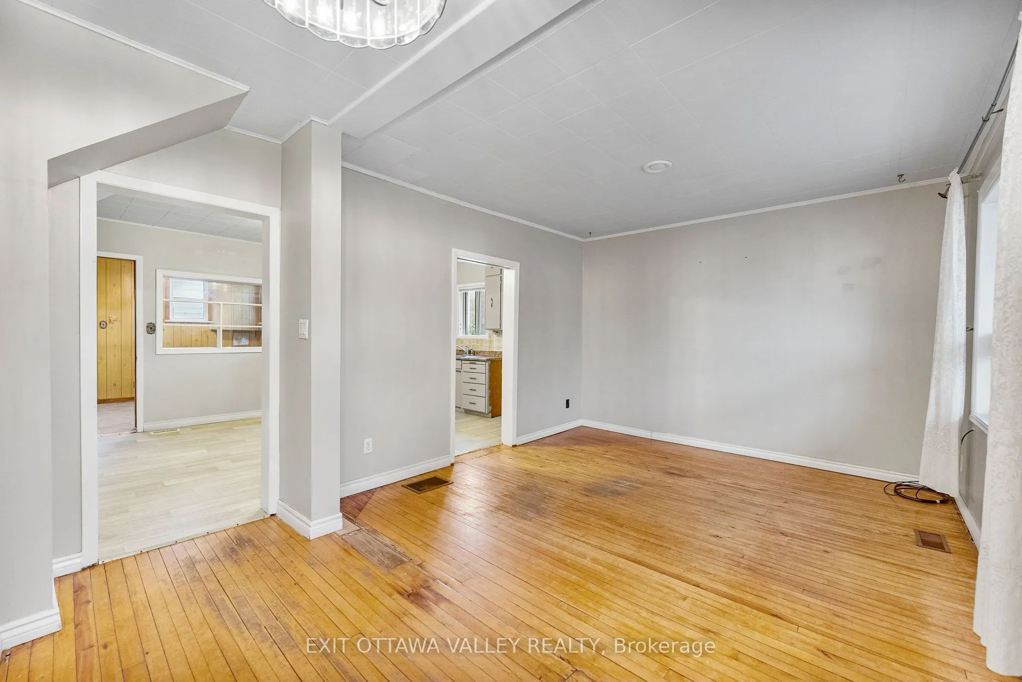 48 Needham Street
