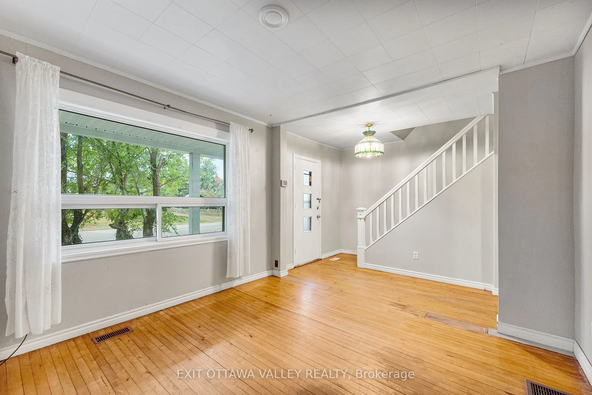 48 Needham Street