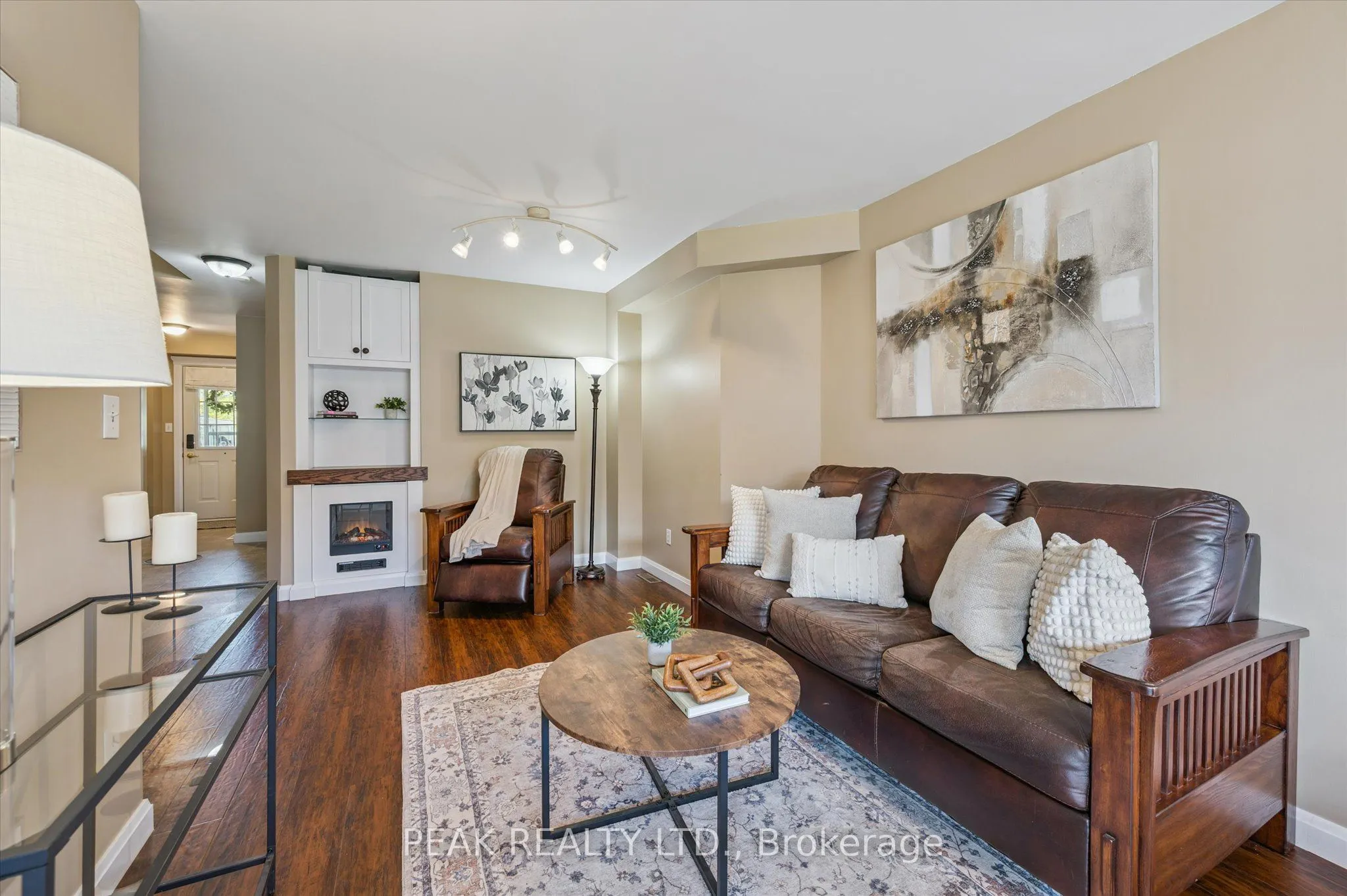 13 Harness Lane