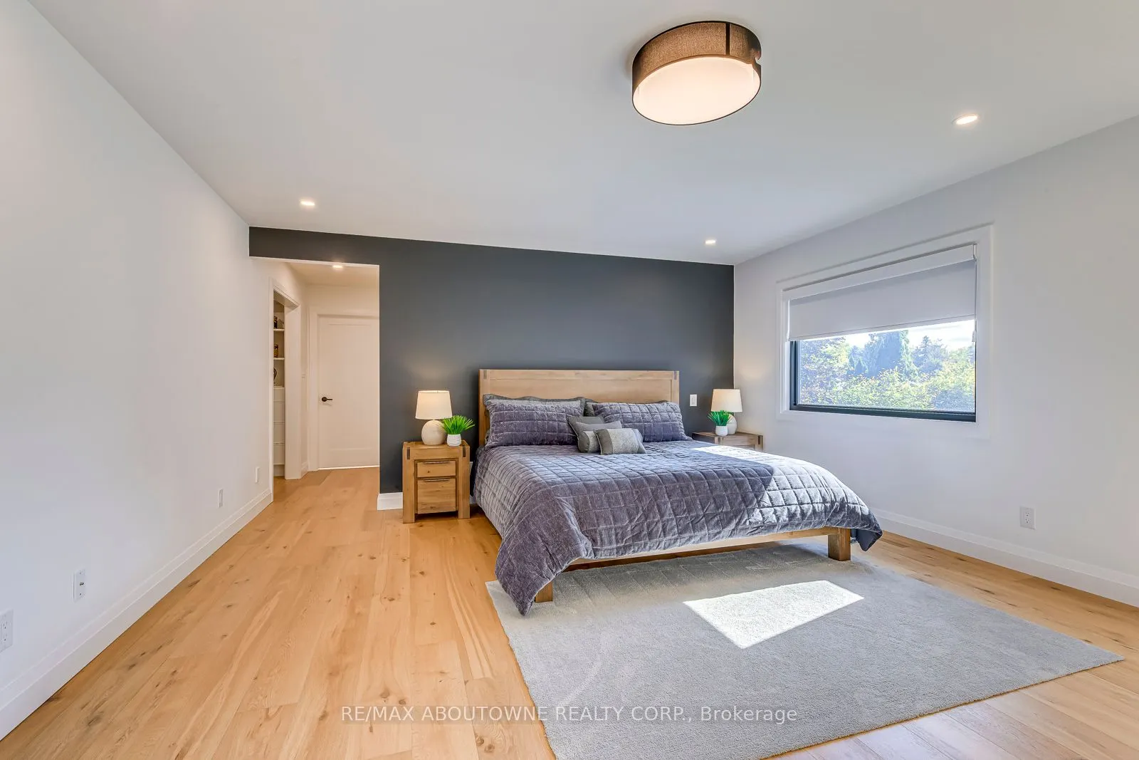 54 Deerview Avenue