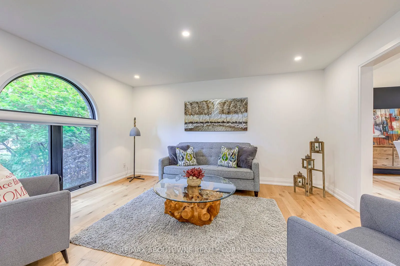 54 Deerview Avenue