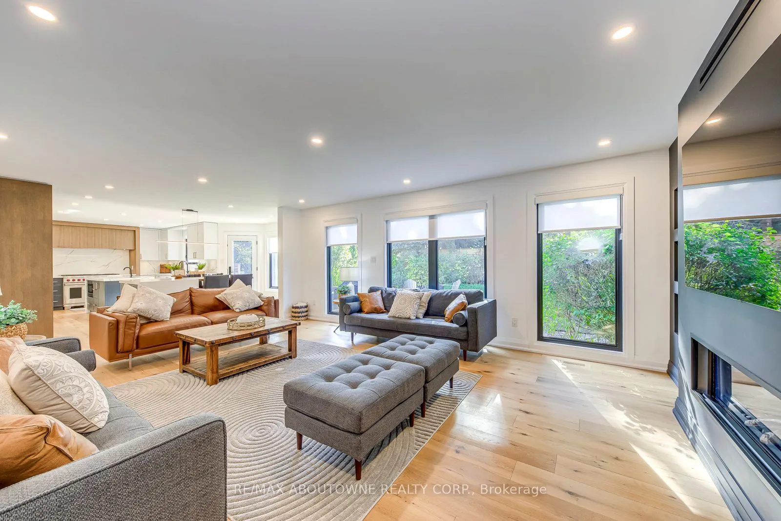 54 Deerview Avenue