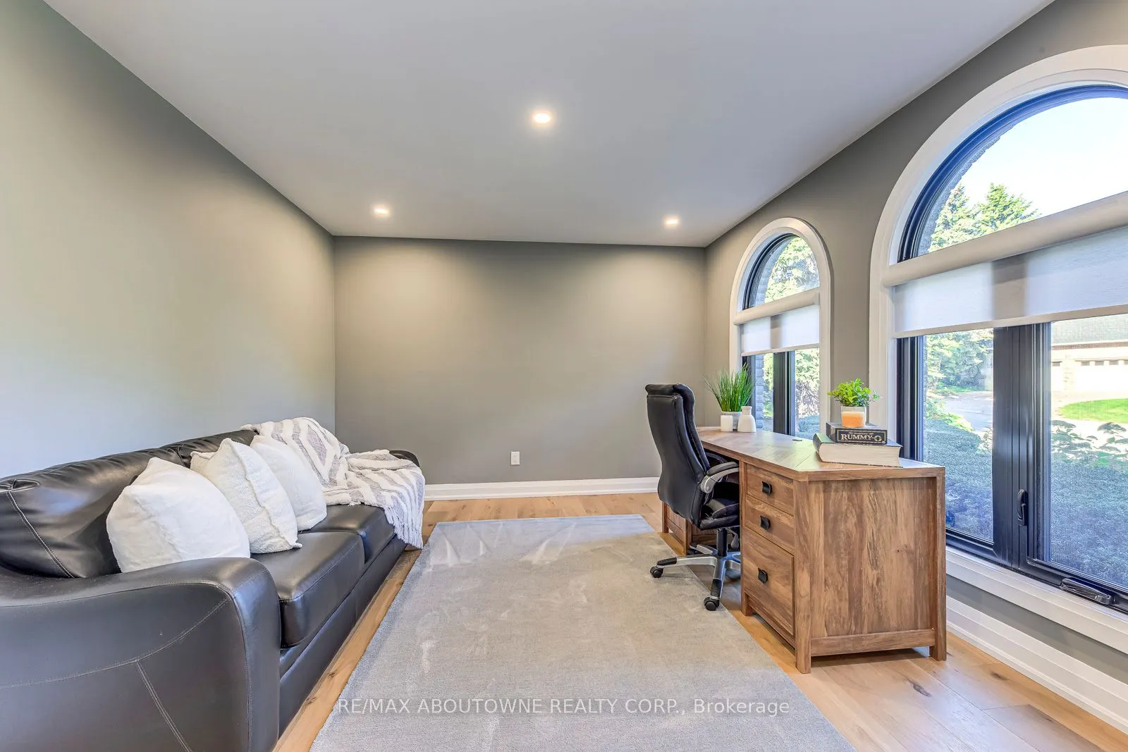54 Deerview Avenue