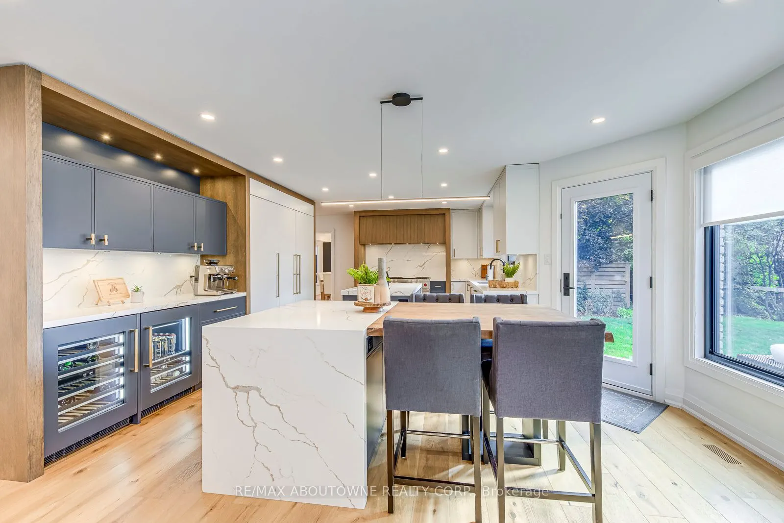 54 Deerview Avenue