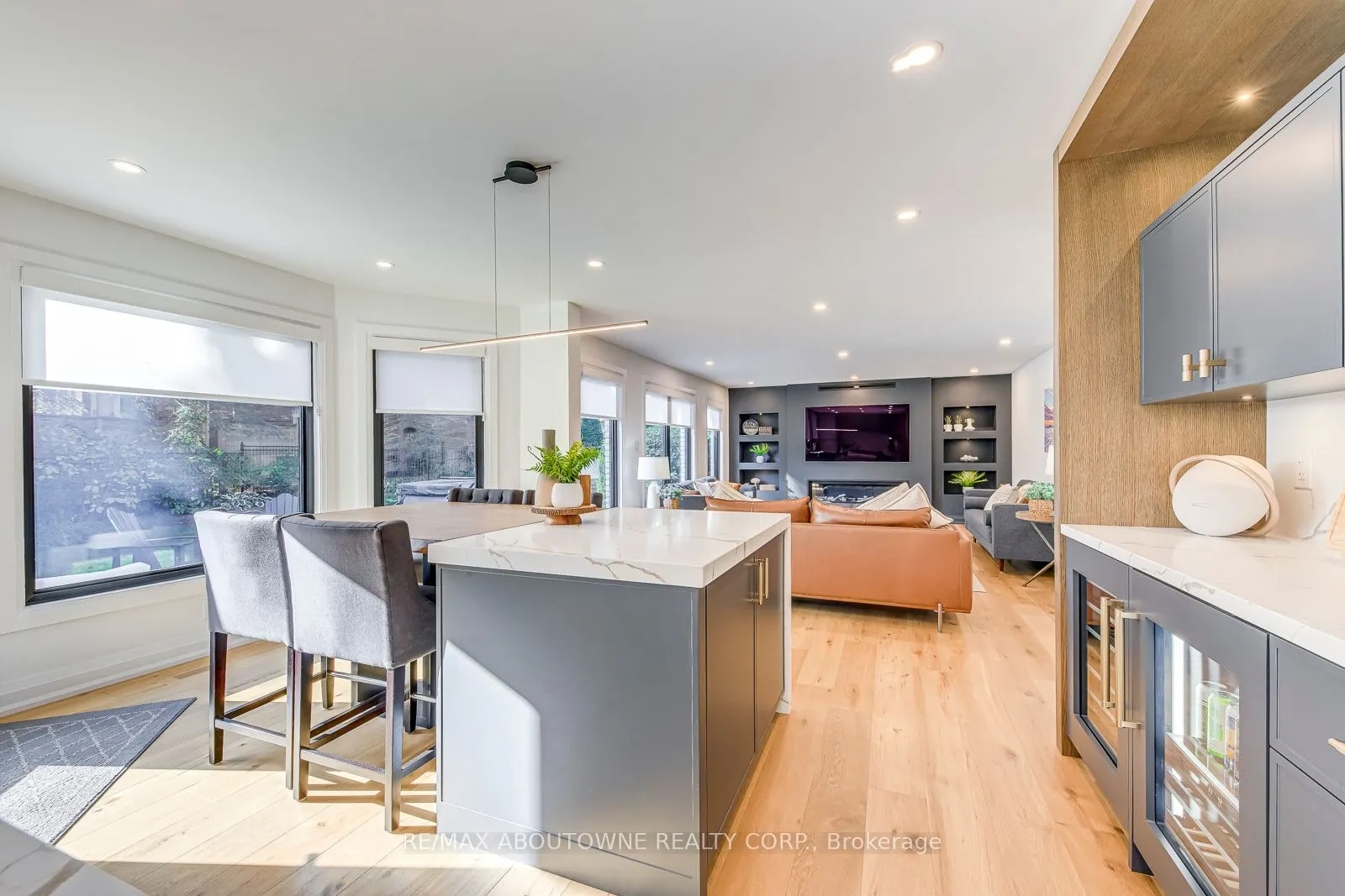 54 Deerview Avenue