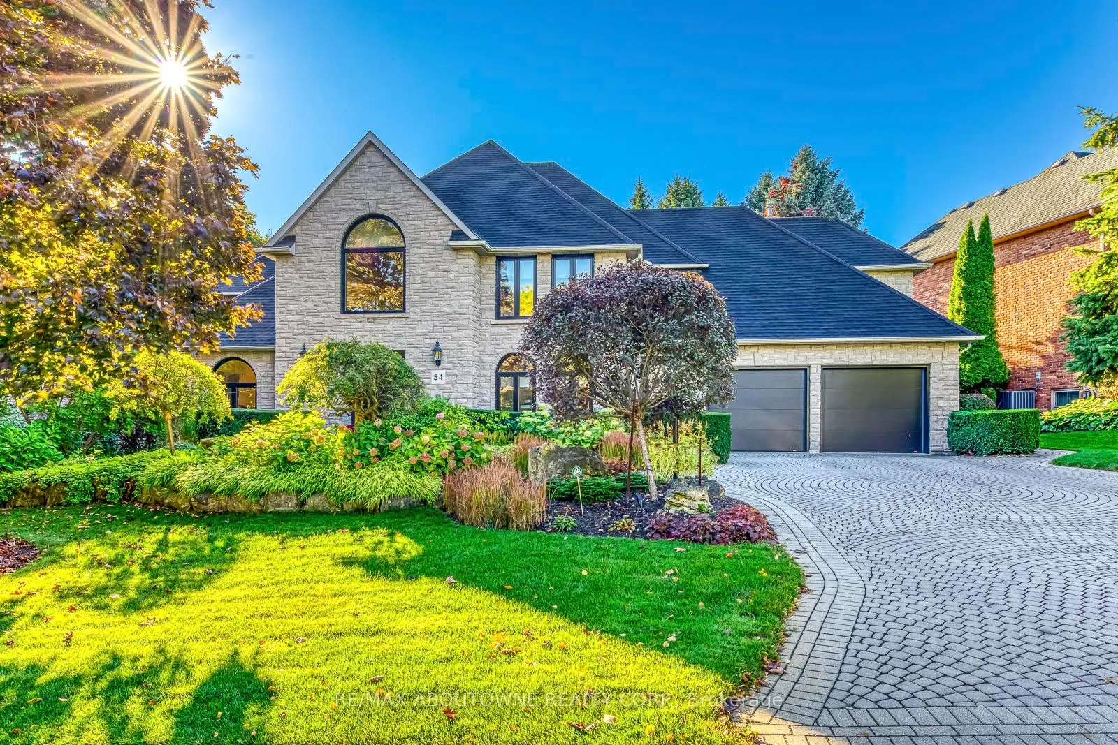 54 Deerview Avenue