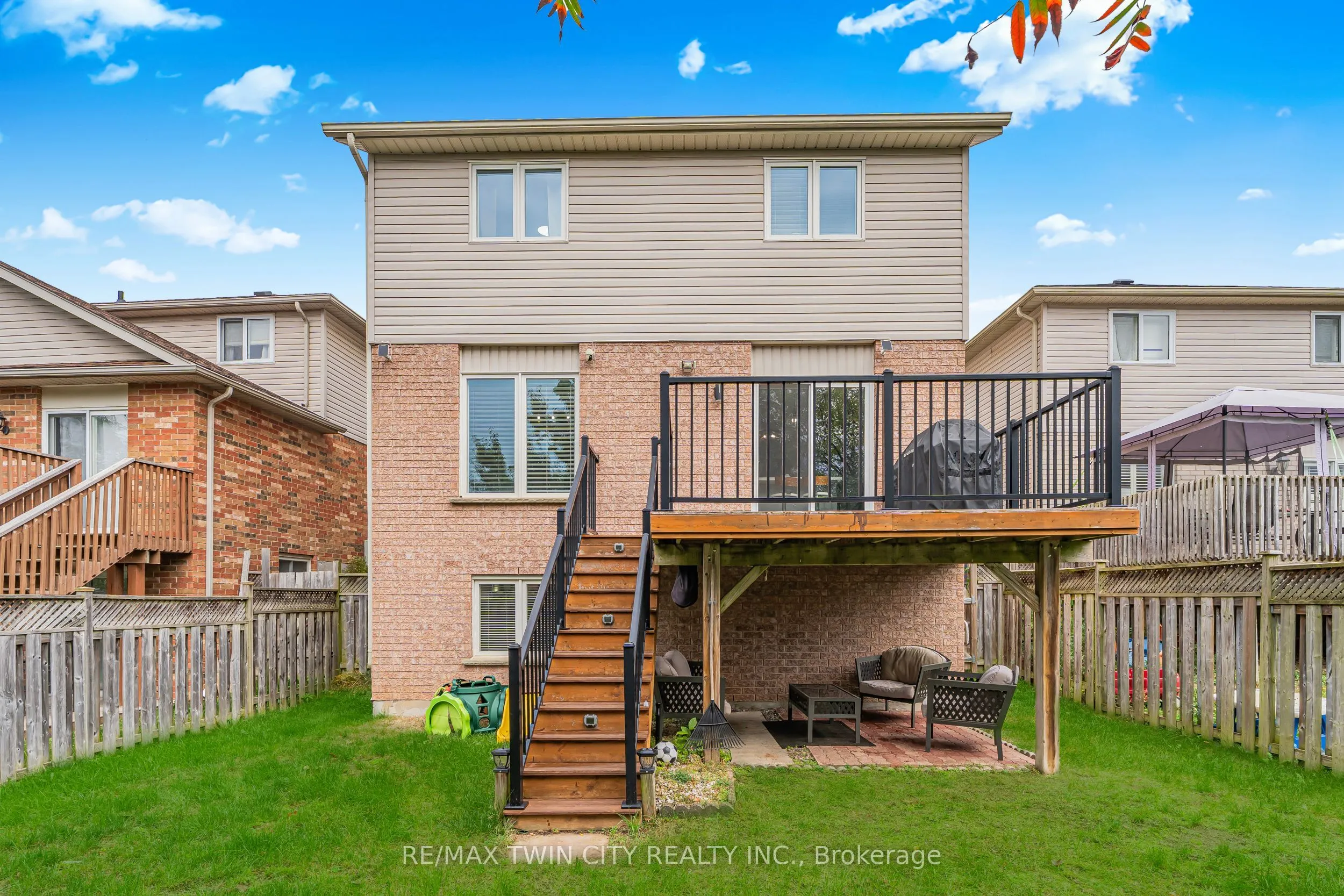19 Marl Meadow Drive
