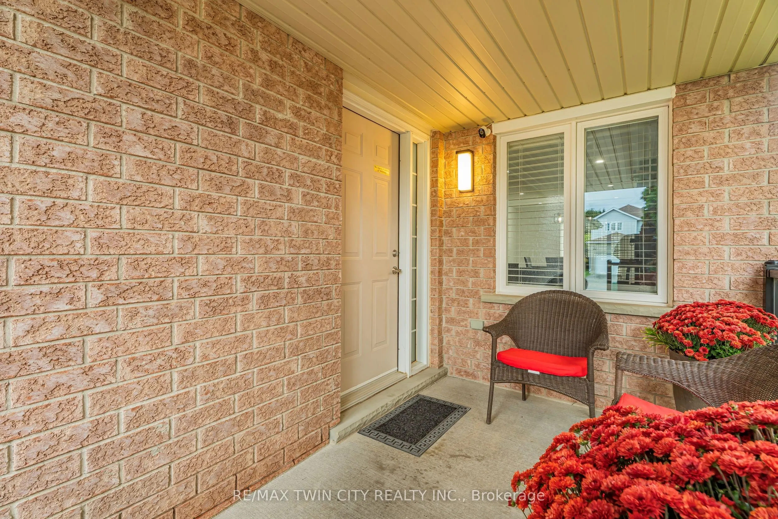 19 Marl Meadow Drive