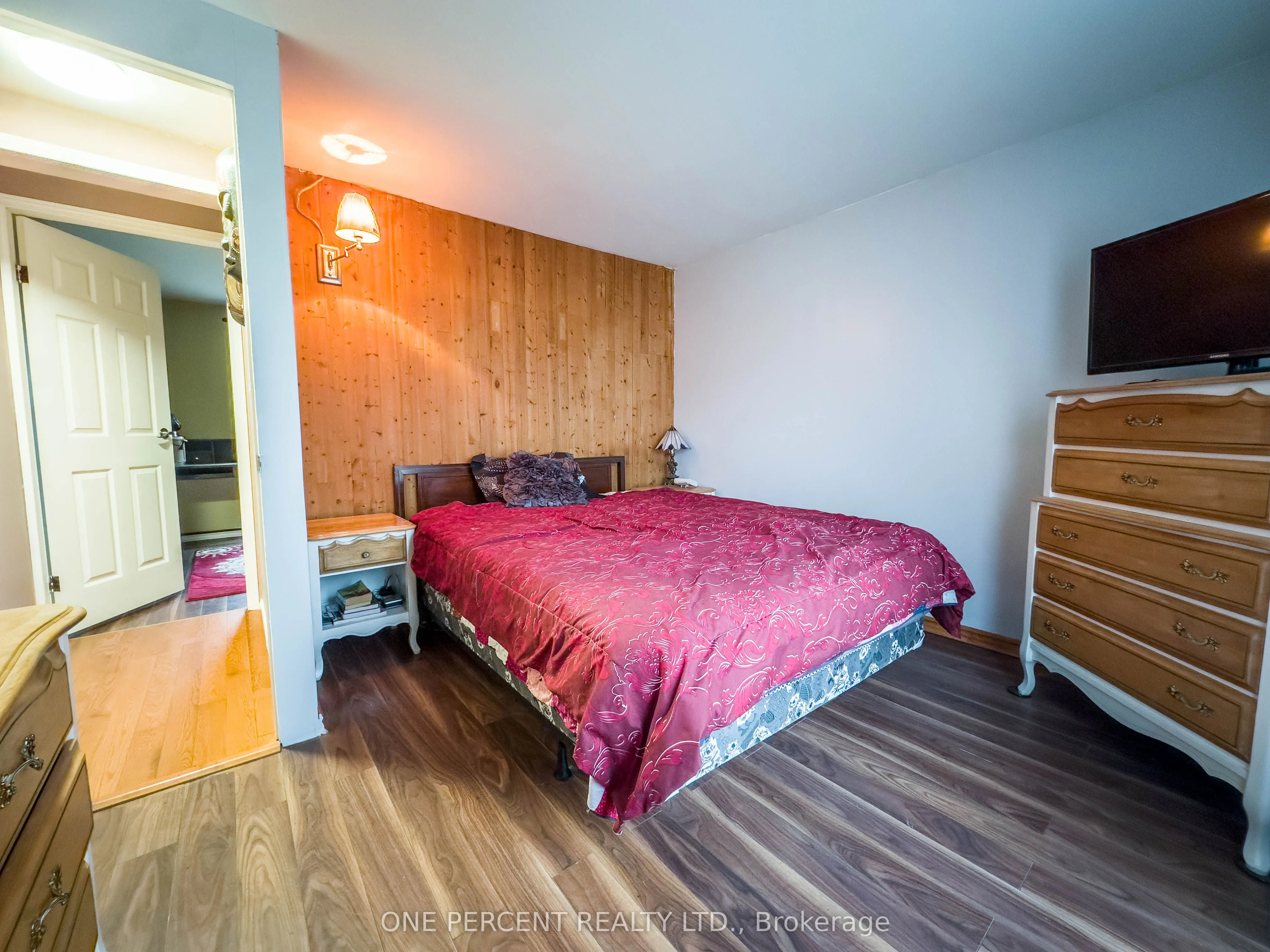 19656 Loyalist Parkway