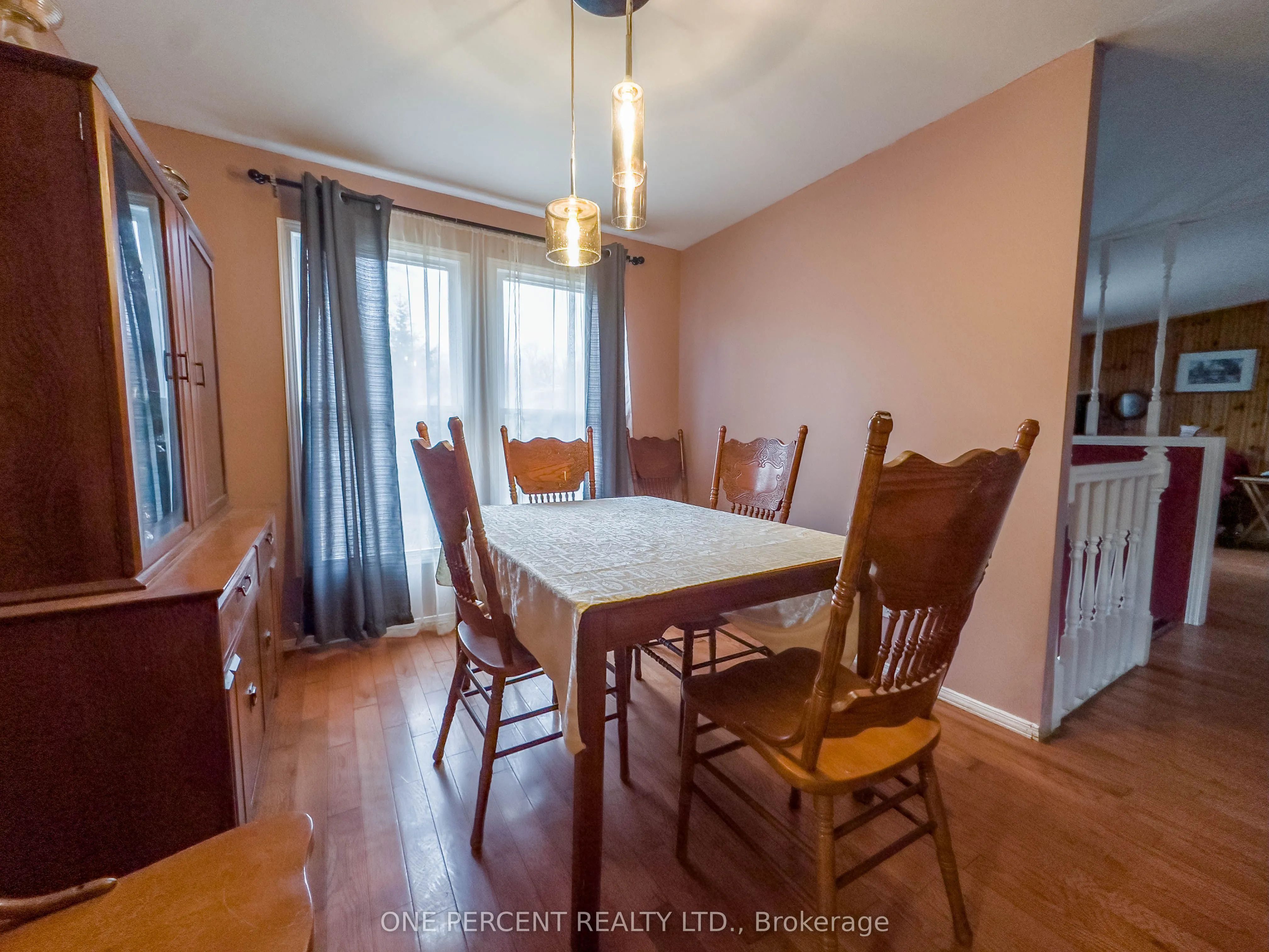 19656 Loyalist Parkway