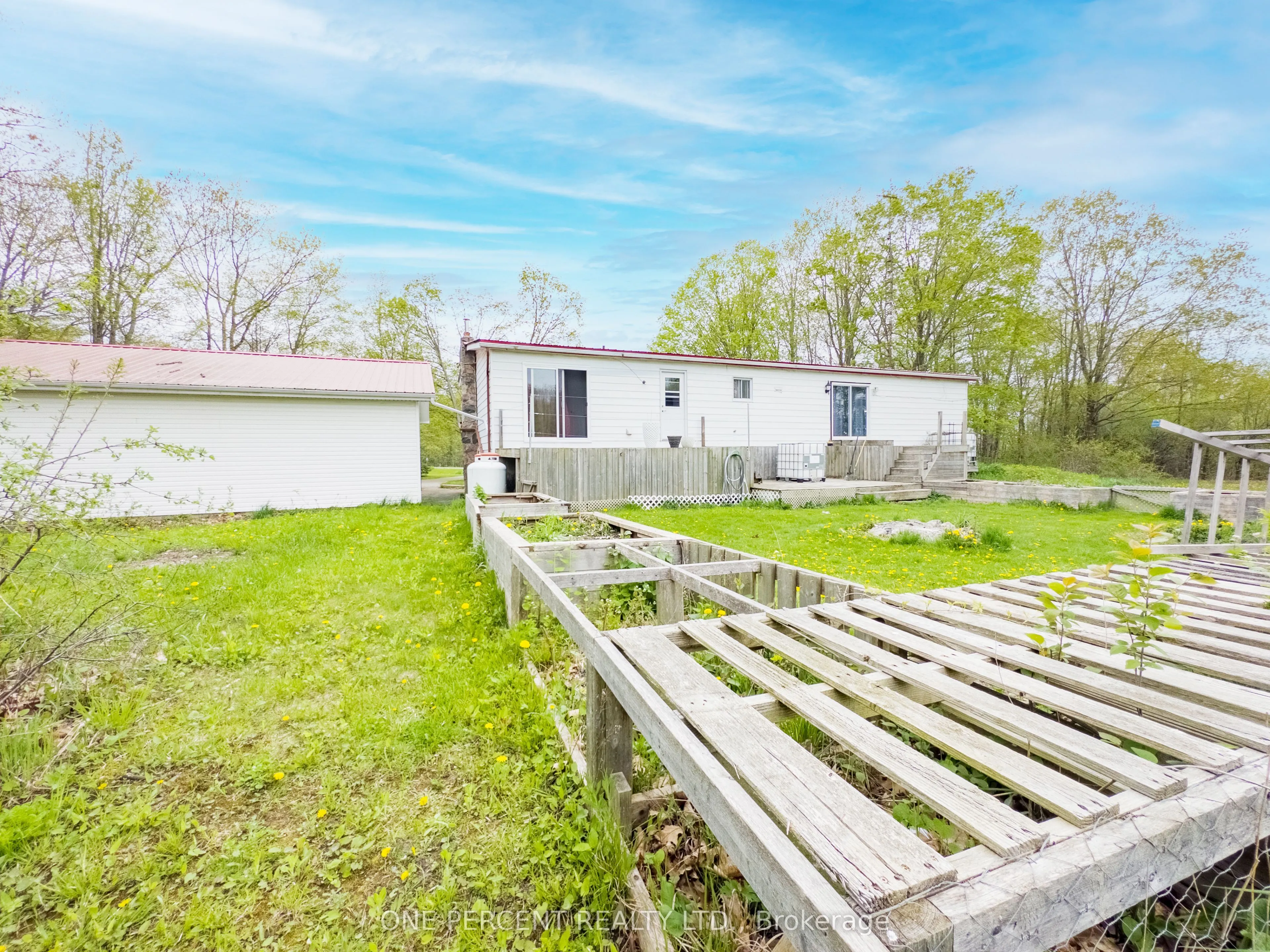 19656 Loyalist Parkway