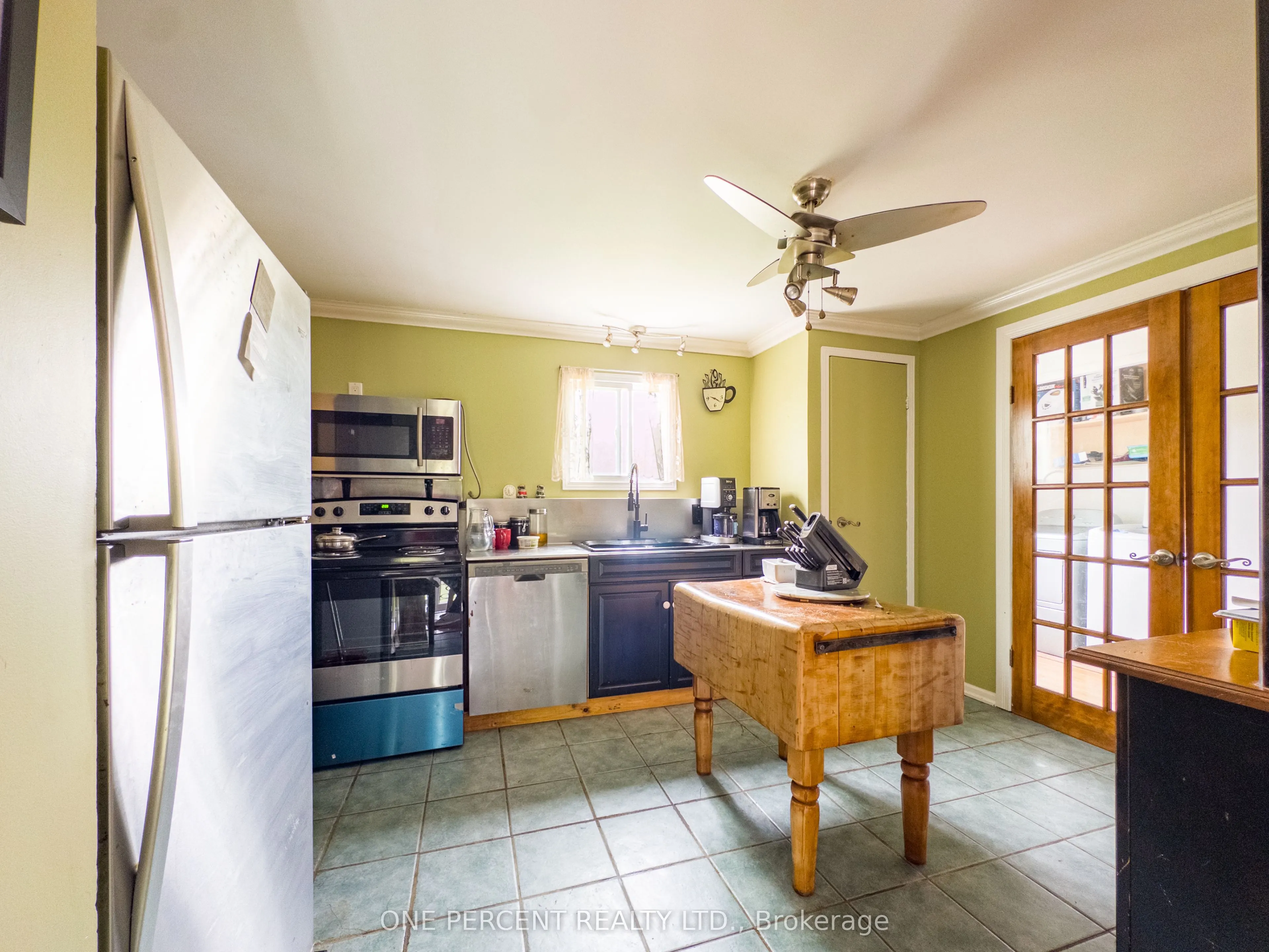 19656 Loyalist Parkway
