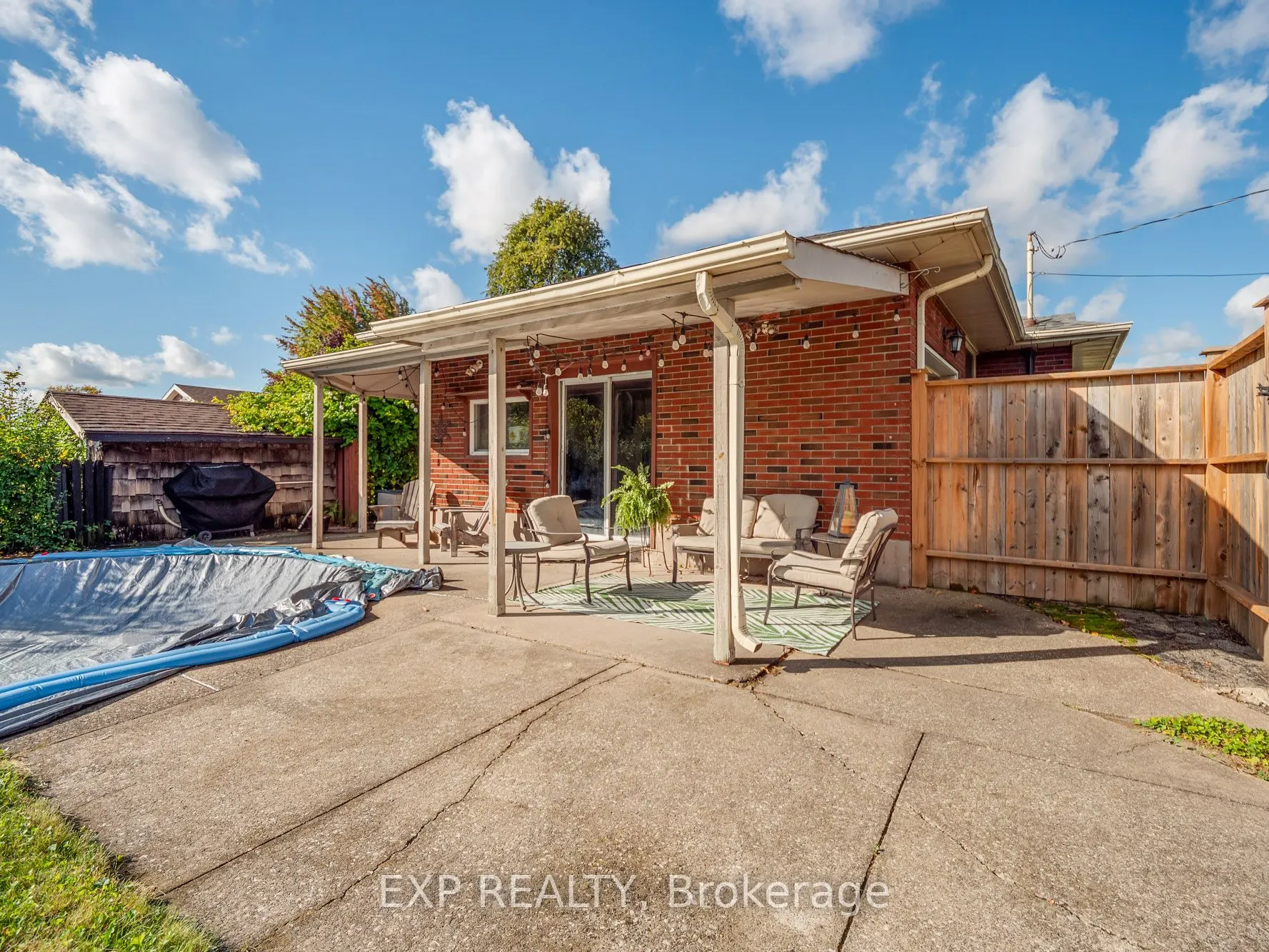 6570 Sherwood Road